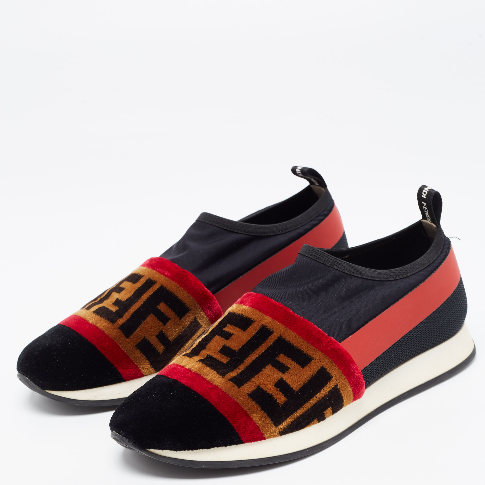 

Fendi Multicolor Velvet and Fabric Runaway Sneakers Size