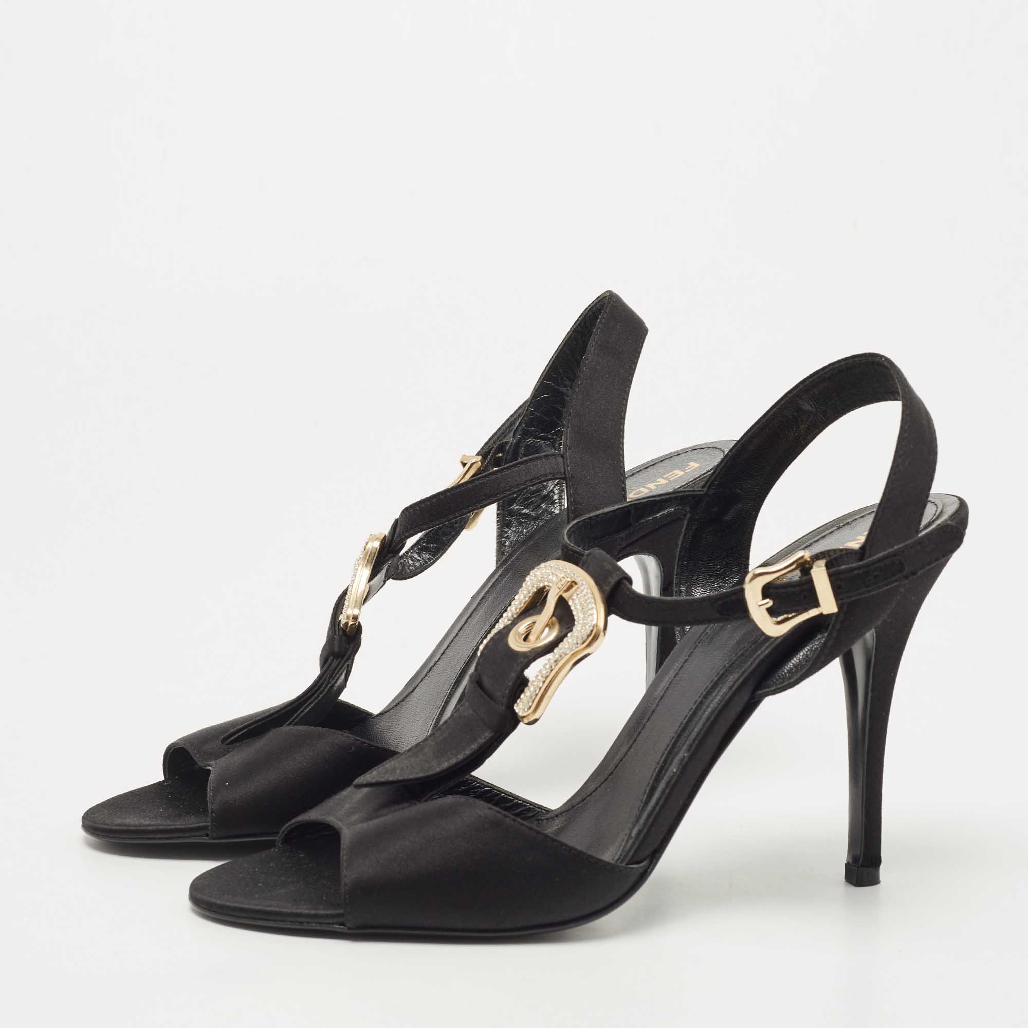 

Fendi Black Satin Crystal Embellished Buckle T-Strap Sandals Size