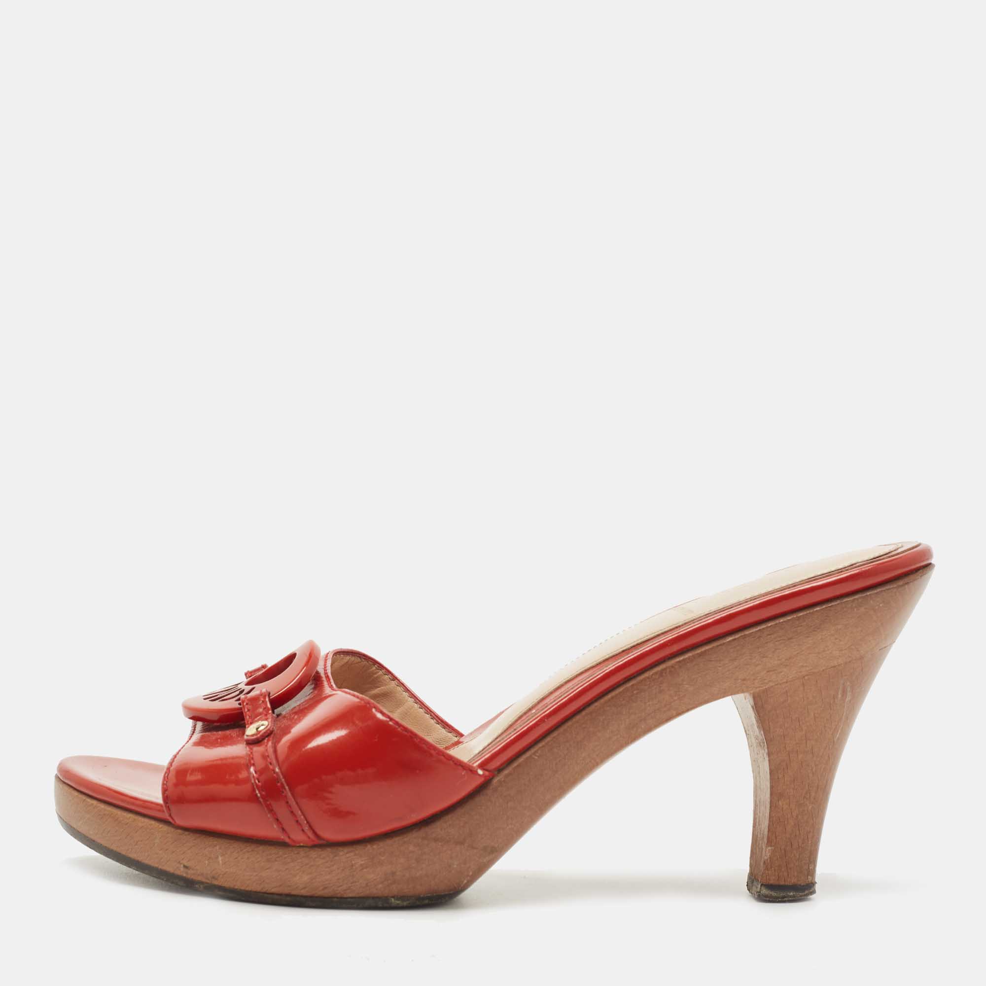 

Fendi Red Patent Leather Logo Slide Sandals Size