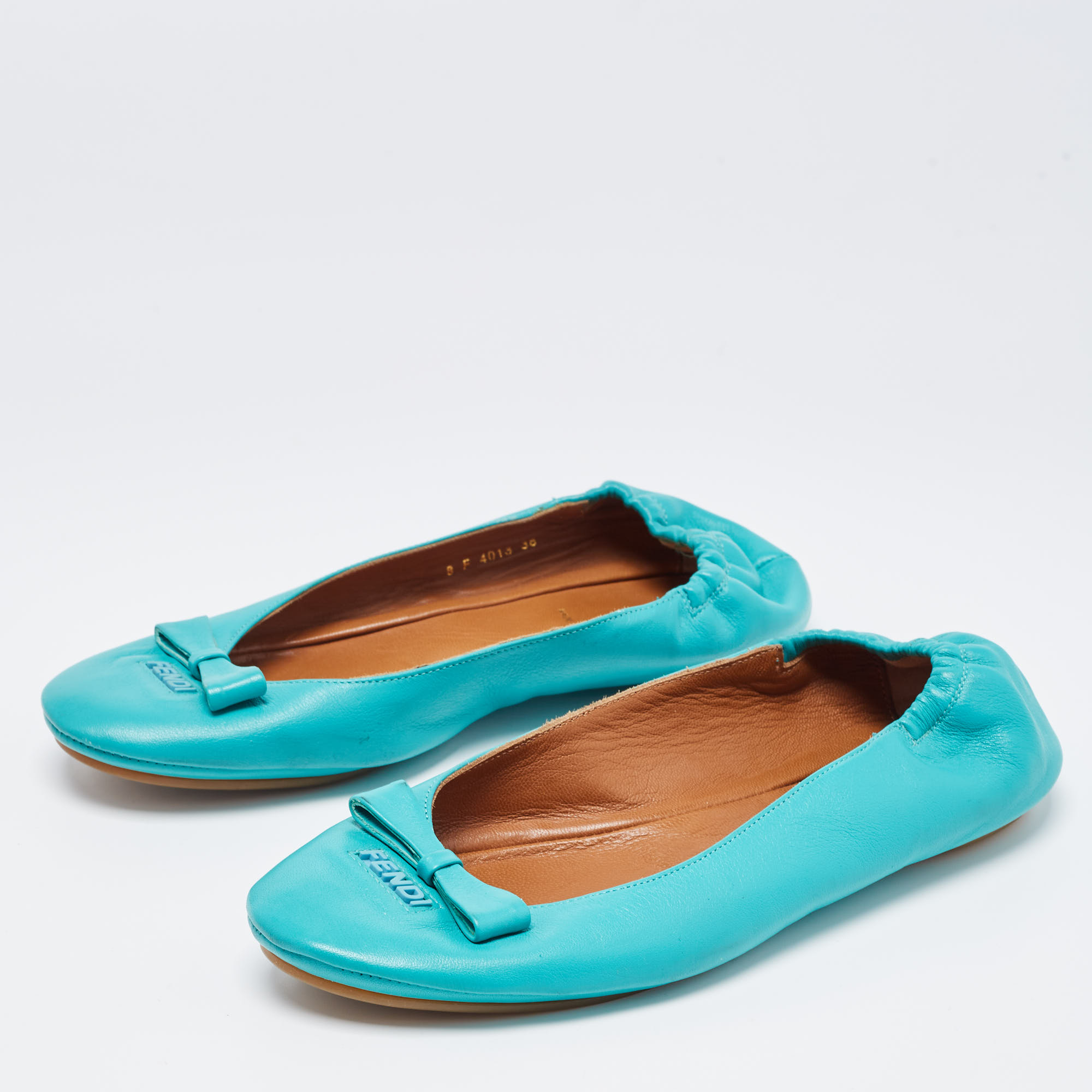 

Fendi Turquoise Leather Bow Scrunch Ballet Flats Size, Blue