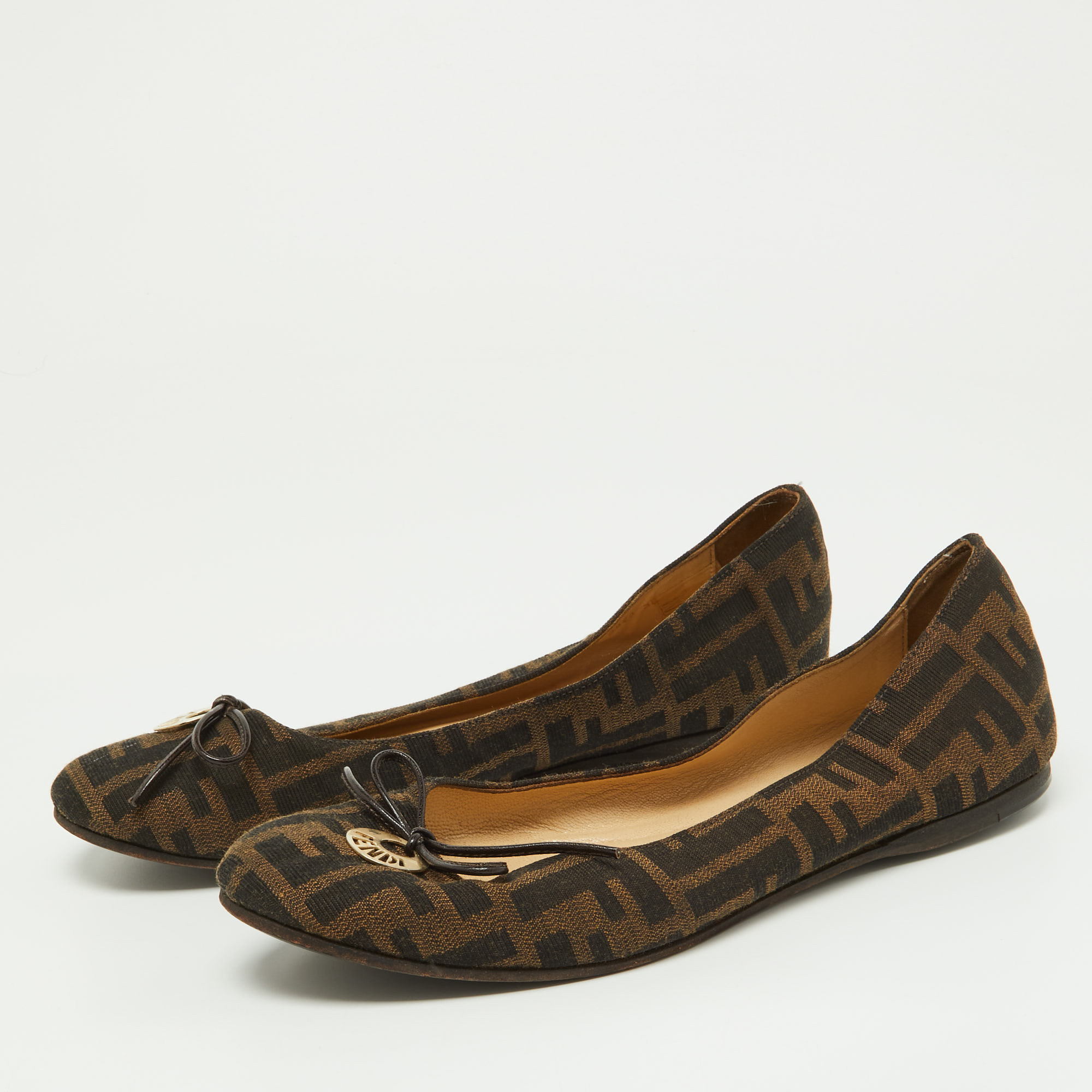 

Fendi Tobacco Zucca Canvas Logo Bow Ballet Flats Size, Brown