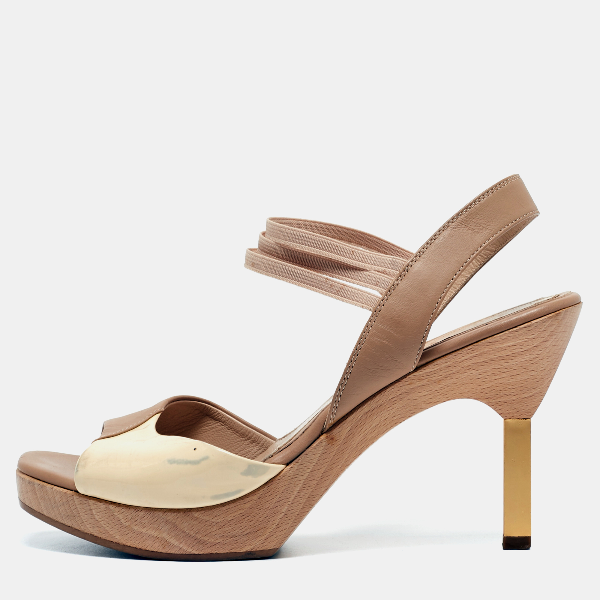 

Fendi Beige/Cream Leather and Patent Wooden Platform Ankle Strap Sandals Size