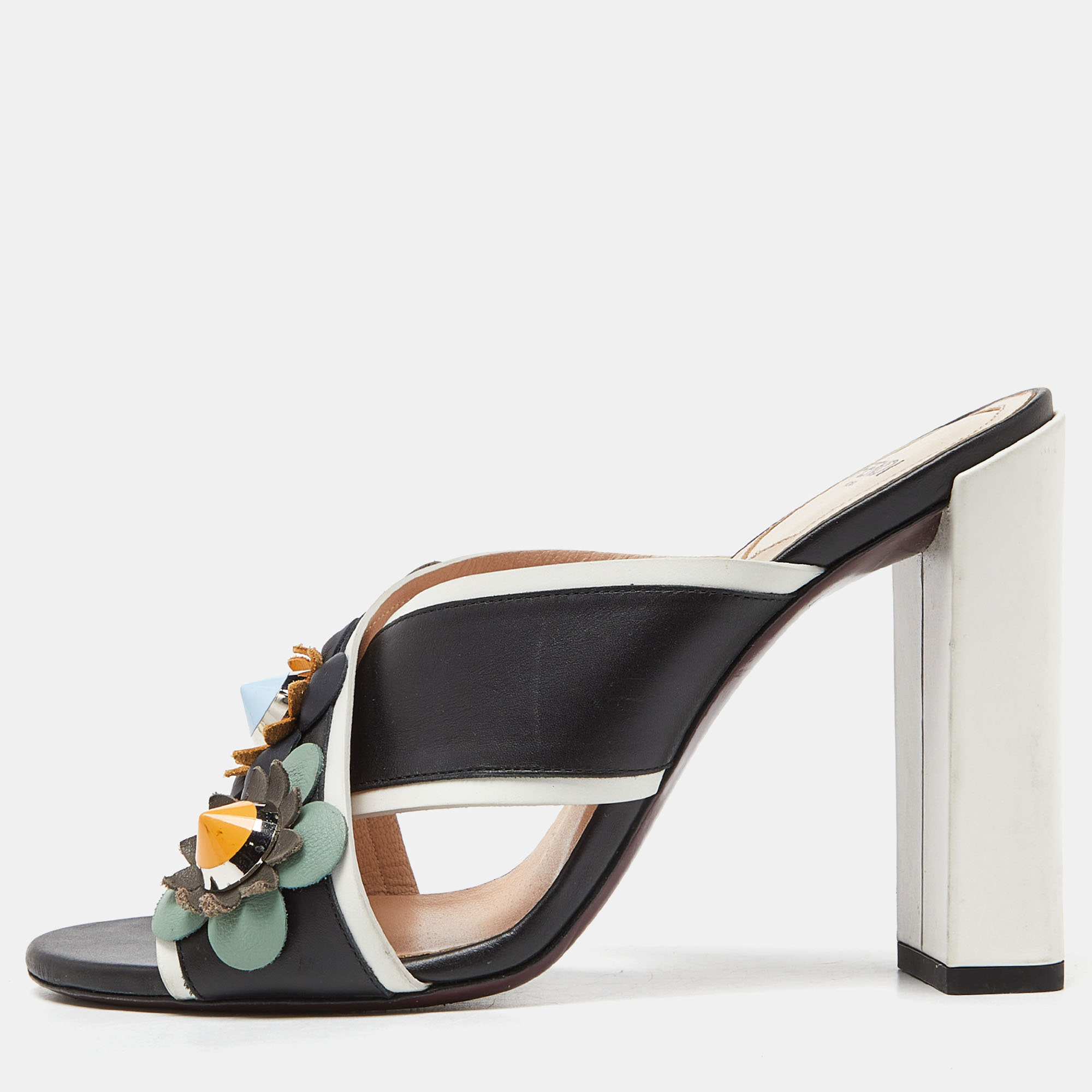 Pre-owned Fendi Black/white Leather Embellished Flowerland Slide Sandals Size 37