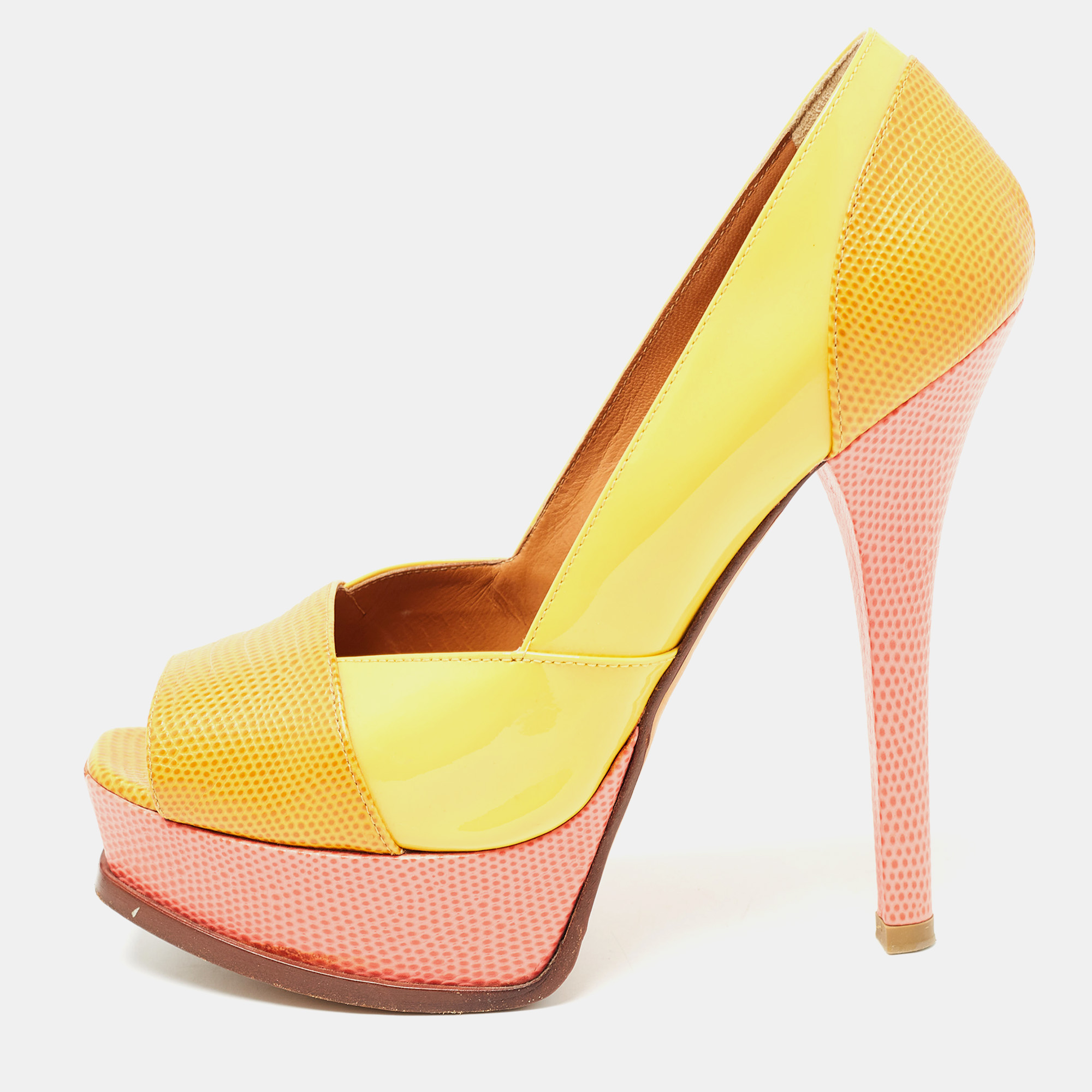 

Fendi Tricolor Embossed Lizard and Patent Leather Fendista Pumps Size, Yellow