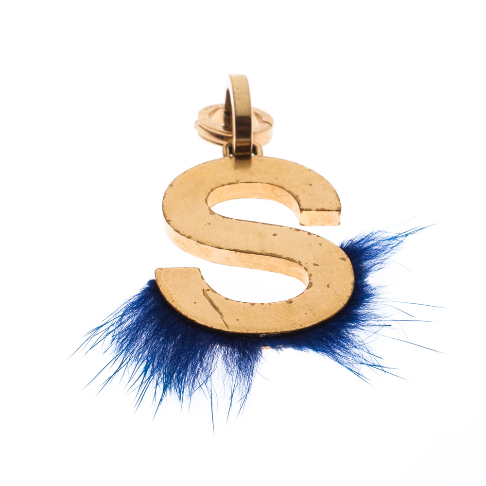 

Fendi Abclick Letter  Fur Gold Tone Charm