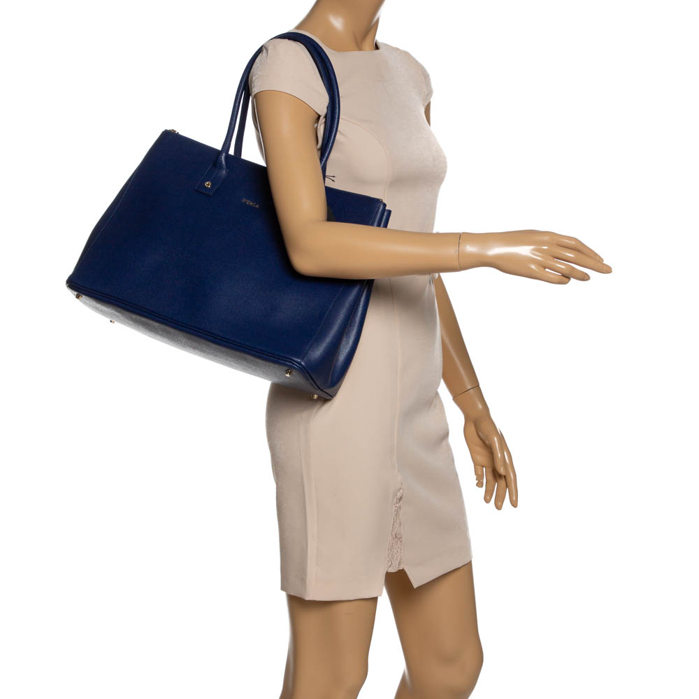 

Furla Blue Leather Zip Tote
