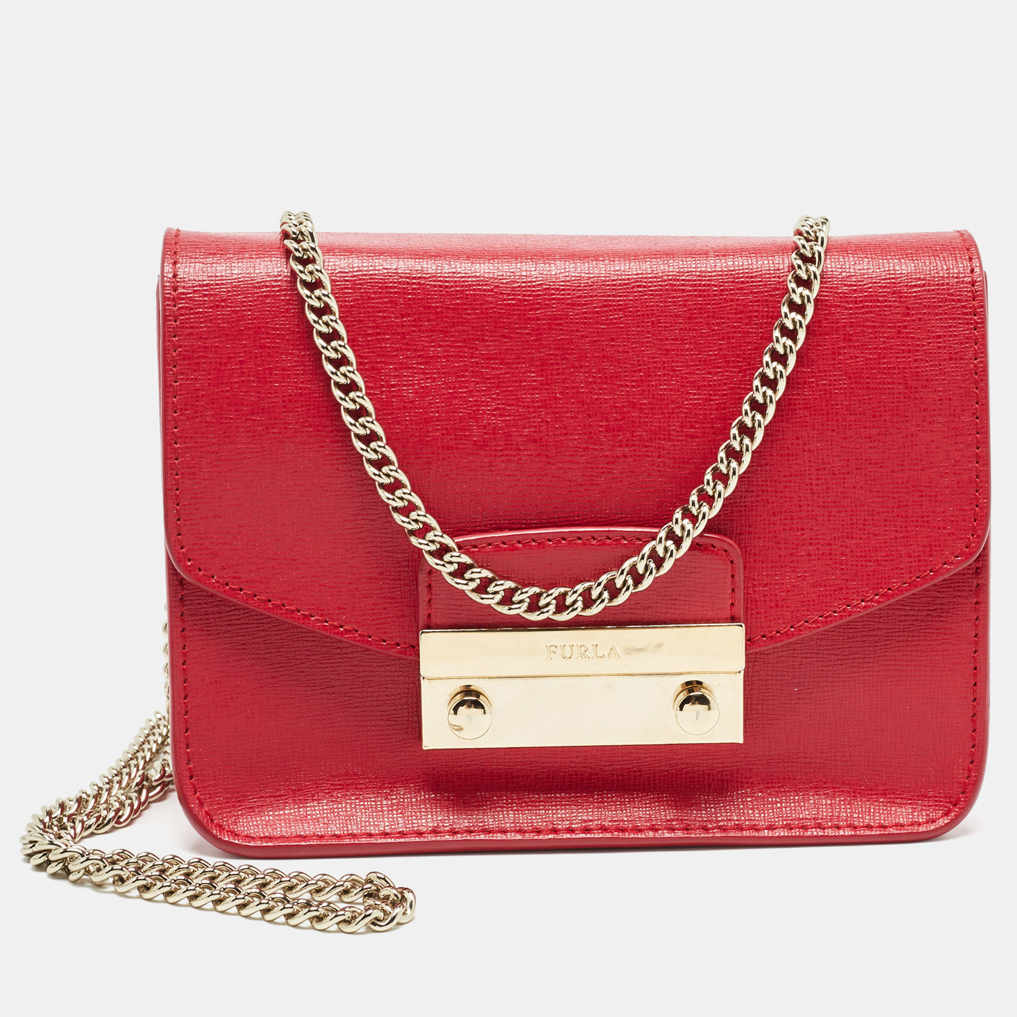 

Furla Red Leather Mini Metropolis Chain Shoulder Bag