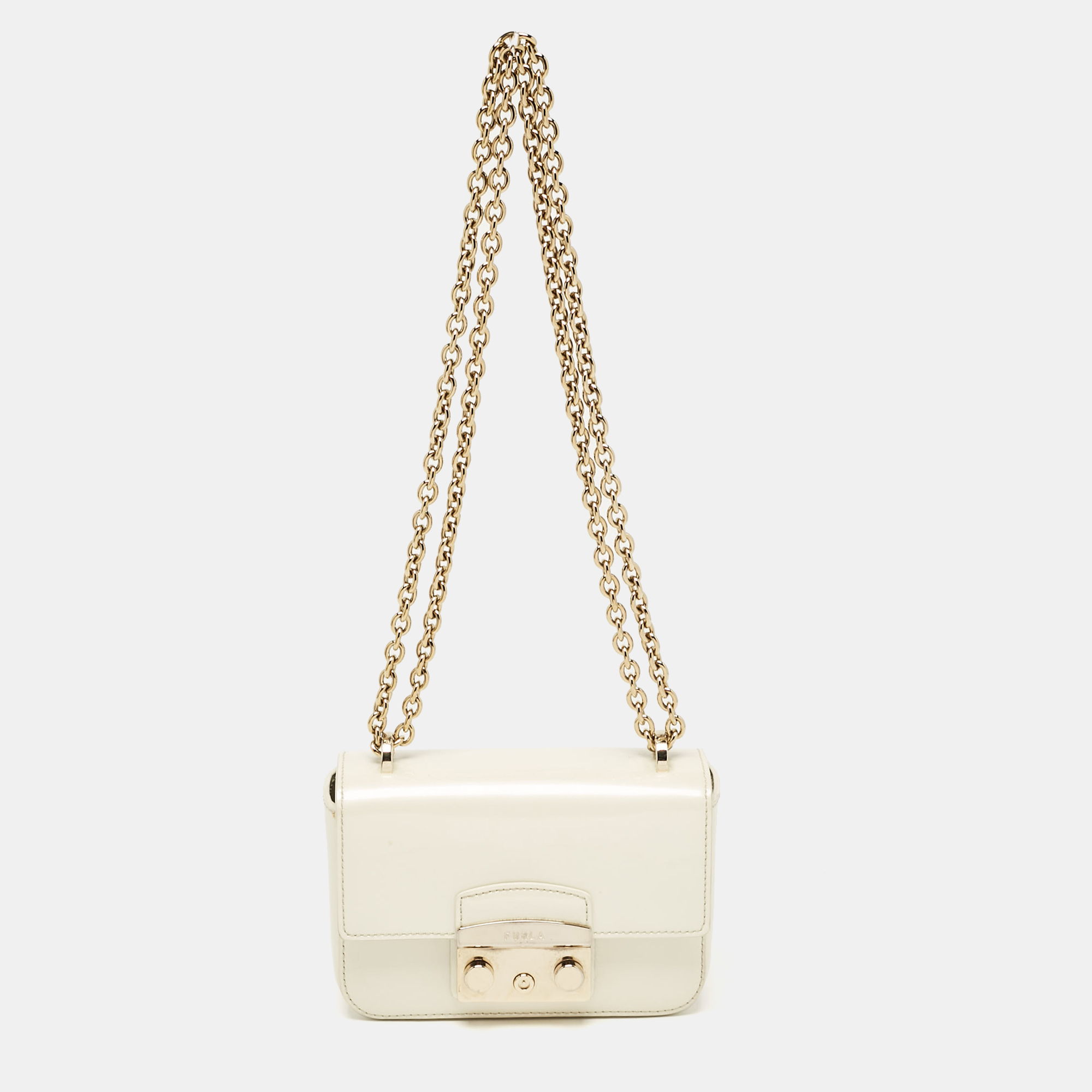 

Furla Cream Patent Leather Metropolis Crossbody Bag