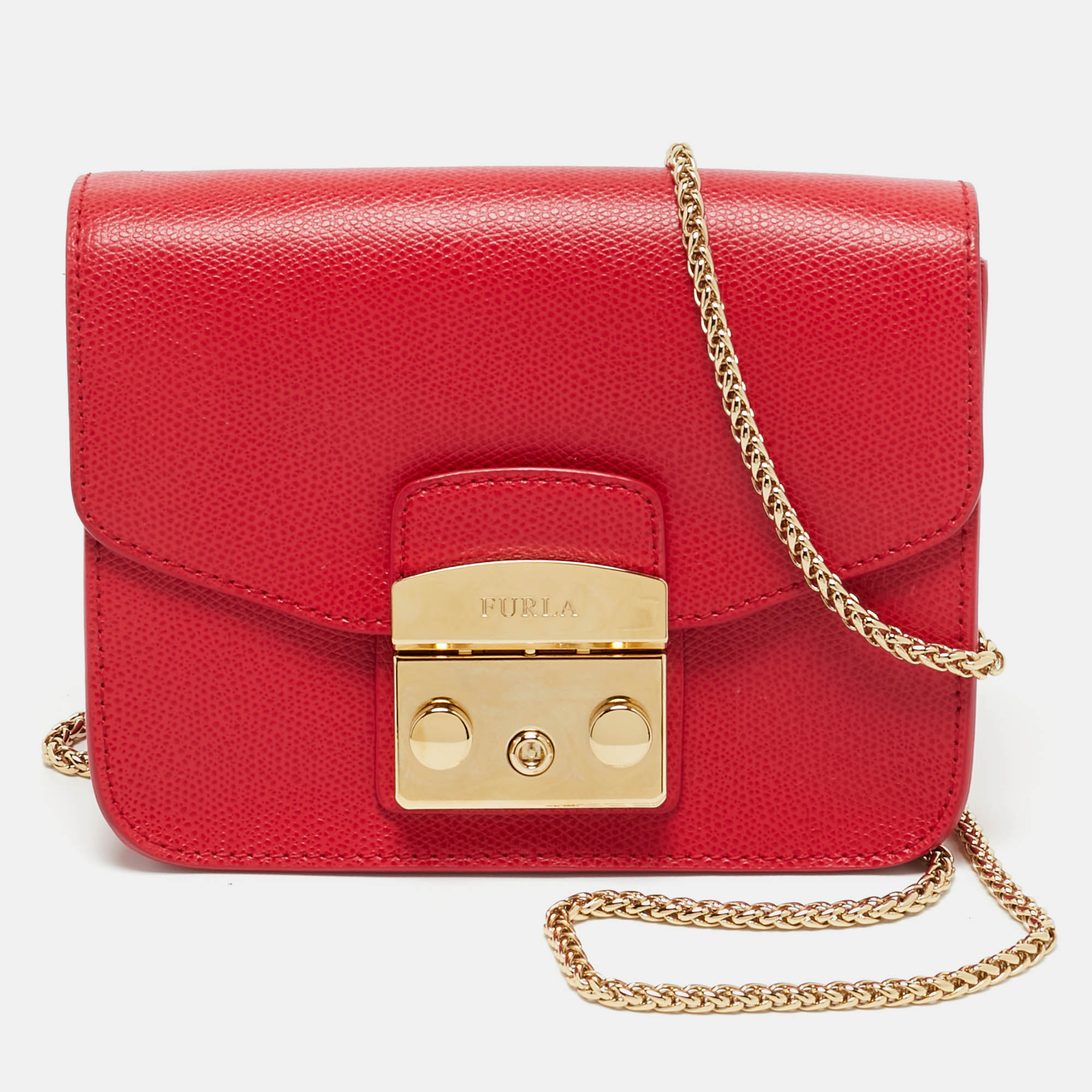 

Furla Red Leather Mini Metropolis Chain Crossbody Bag