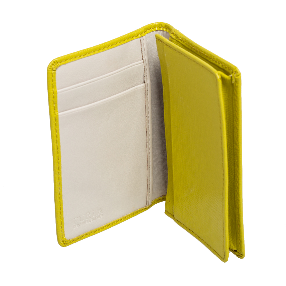 

Furla Lime Green Leather Bifold Card Holder