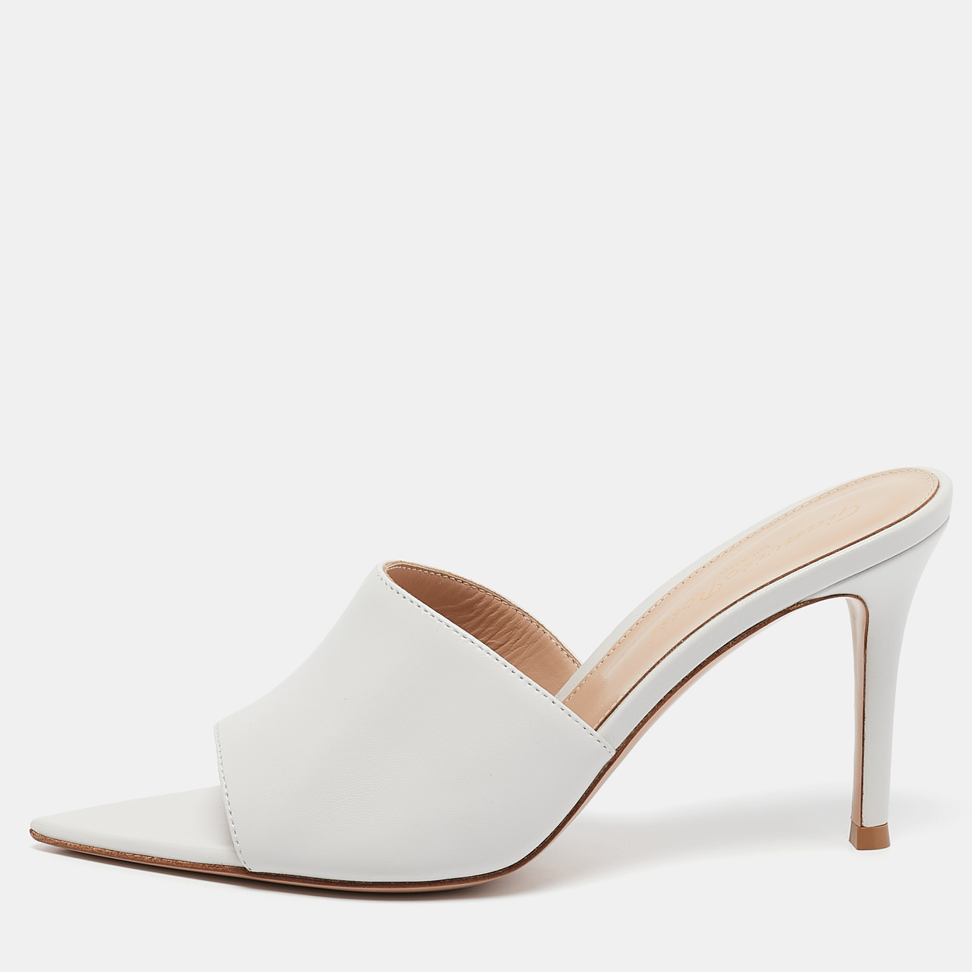 

Gianvito Rossi White Leather Alise Mules Size