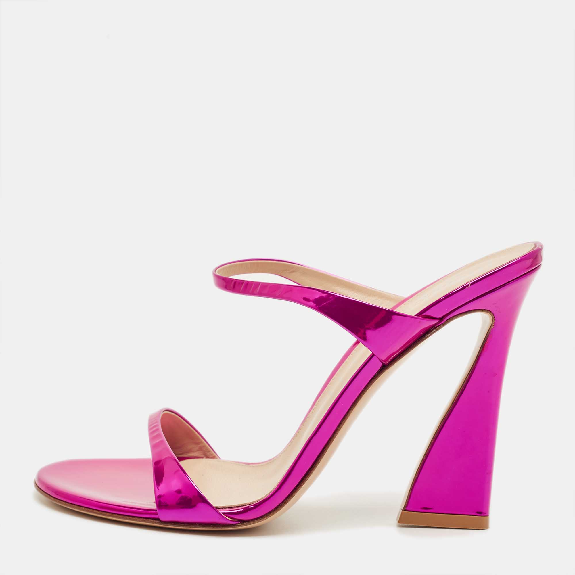 

Gianvito Rossi Metallic Pink Leather Aura Sandals Size