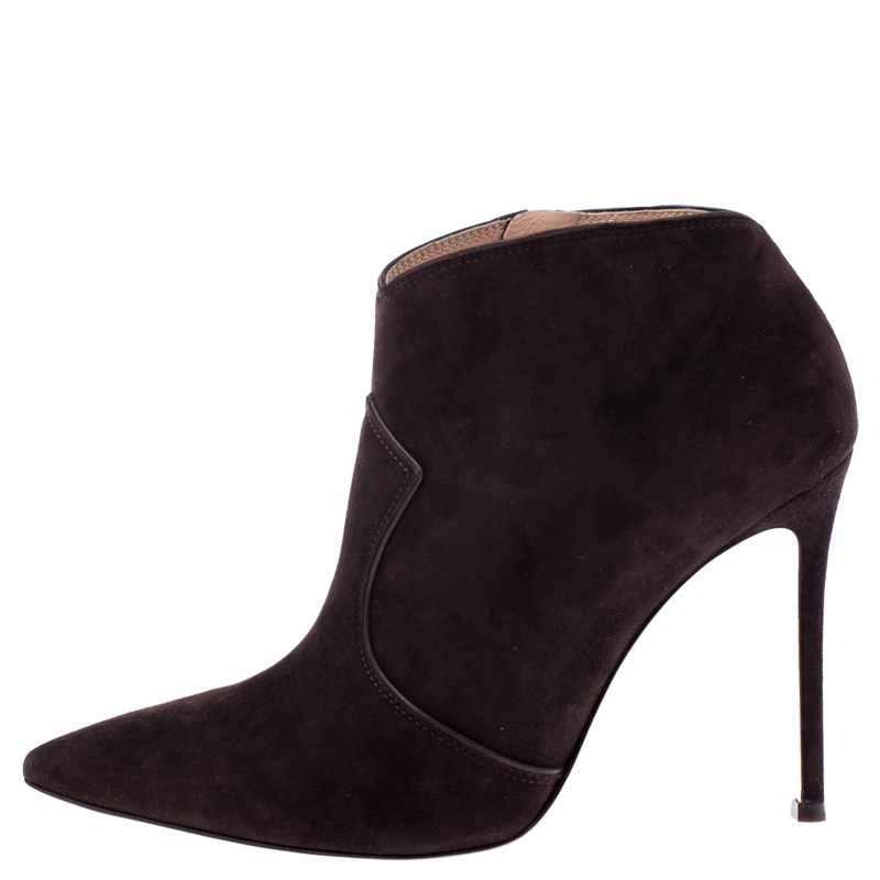 

Gianvito Rossi Brown Suede Ankle Boots Size