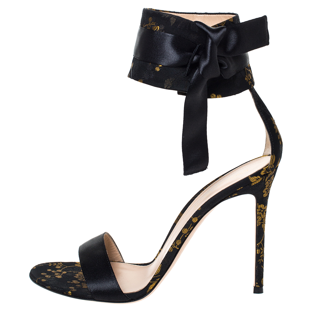 

Gianvito Rossi Black Satin Ankle Wrap Sandals Size