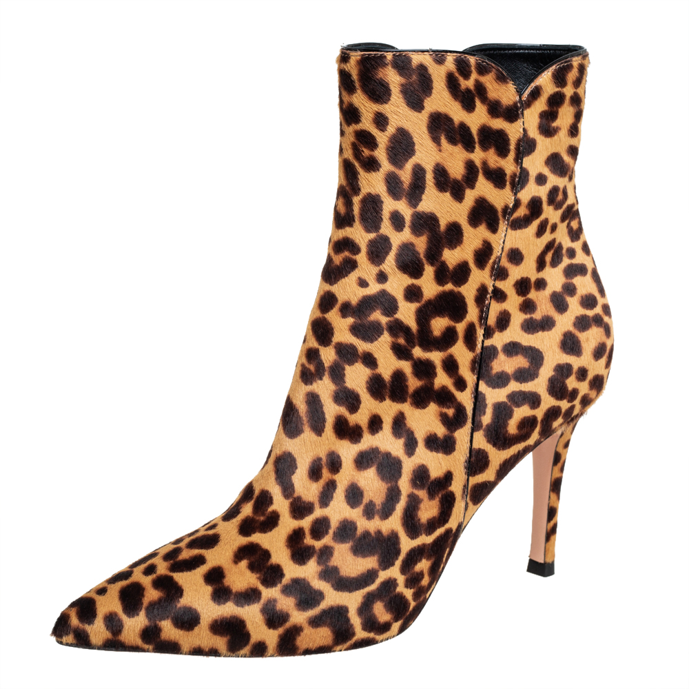 

Gianvito Rossi Brown/Beige Leopard Print Calf Hair Ankle Boots Size