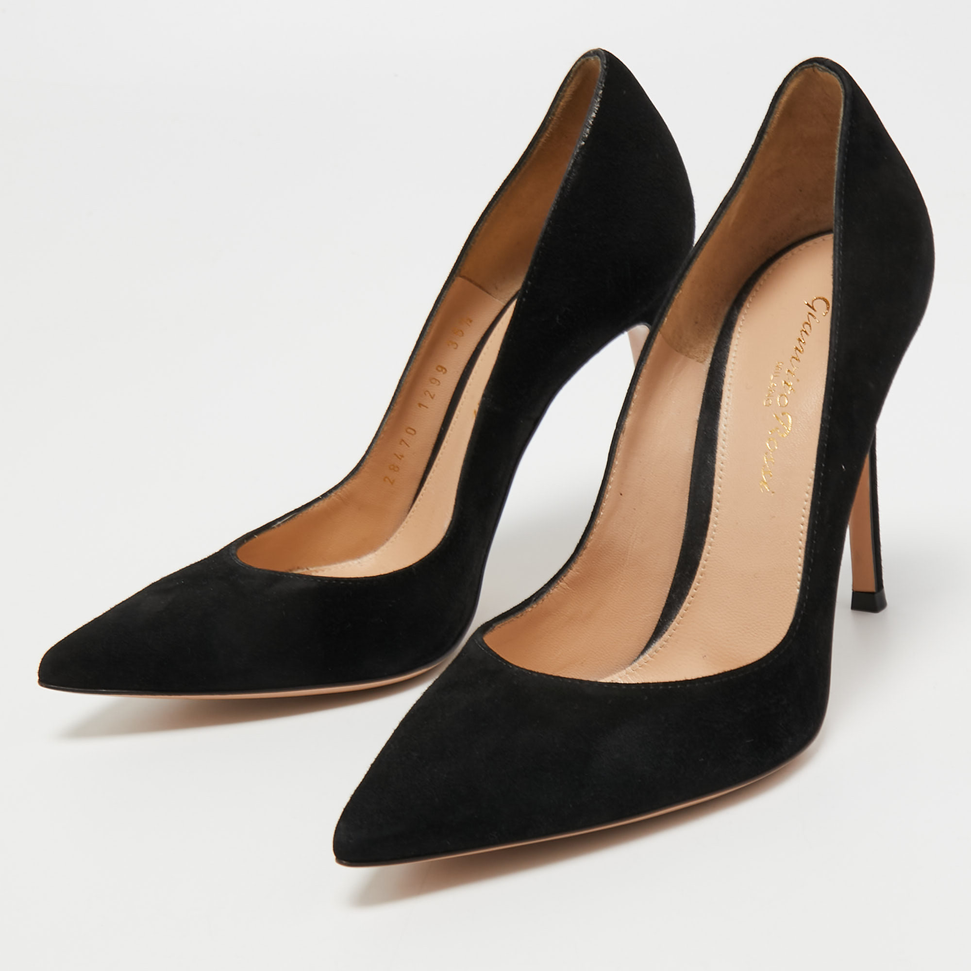 

Gianvito Rossi Black Suede Gianvito 105 Pumps Size