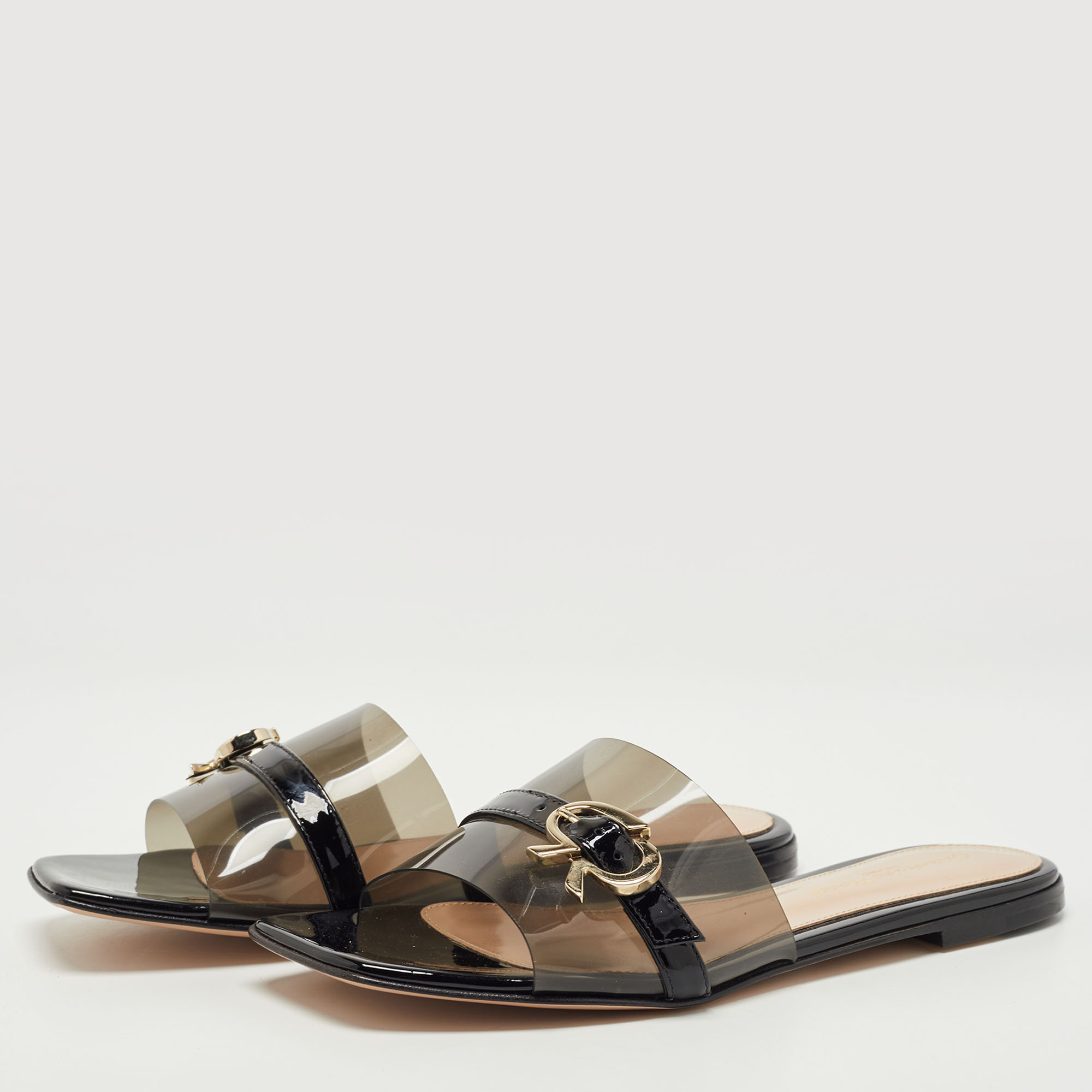 

Gianvito Rossi Black/Transparent Patent and PVC Flat Slide Size