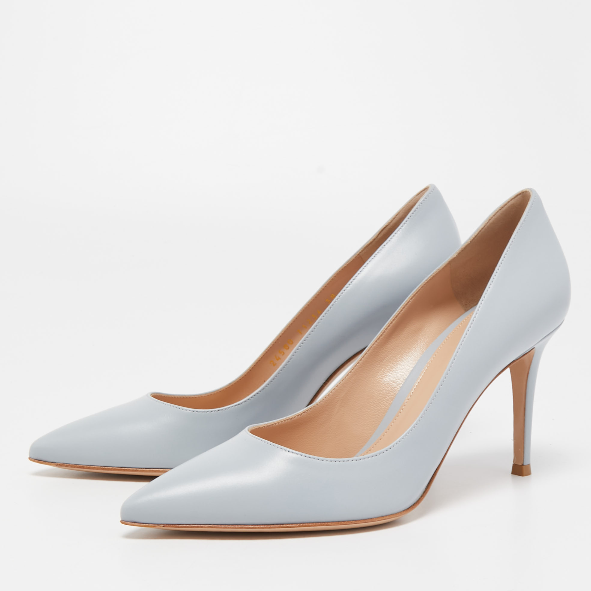 

Gianvito Rossi Grey Leather Pointed Toe Platform Pumps Size