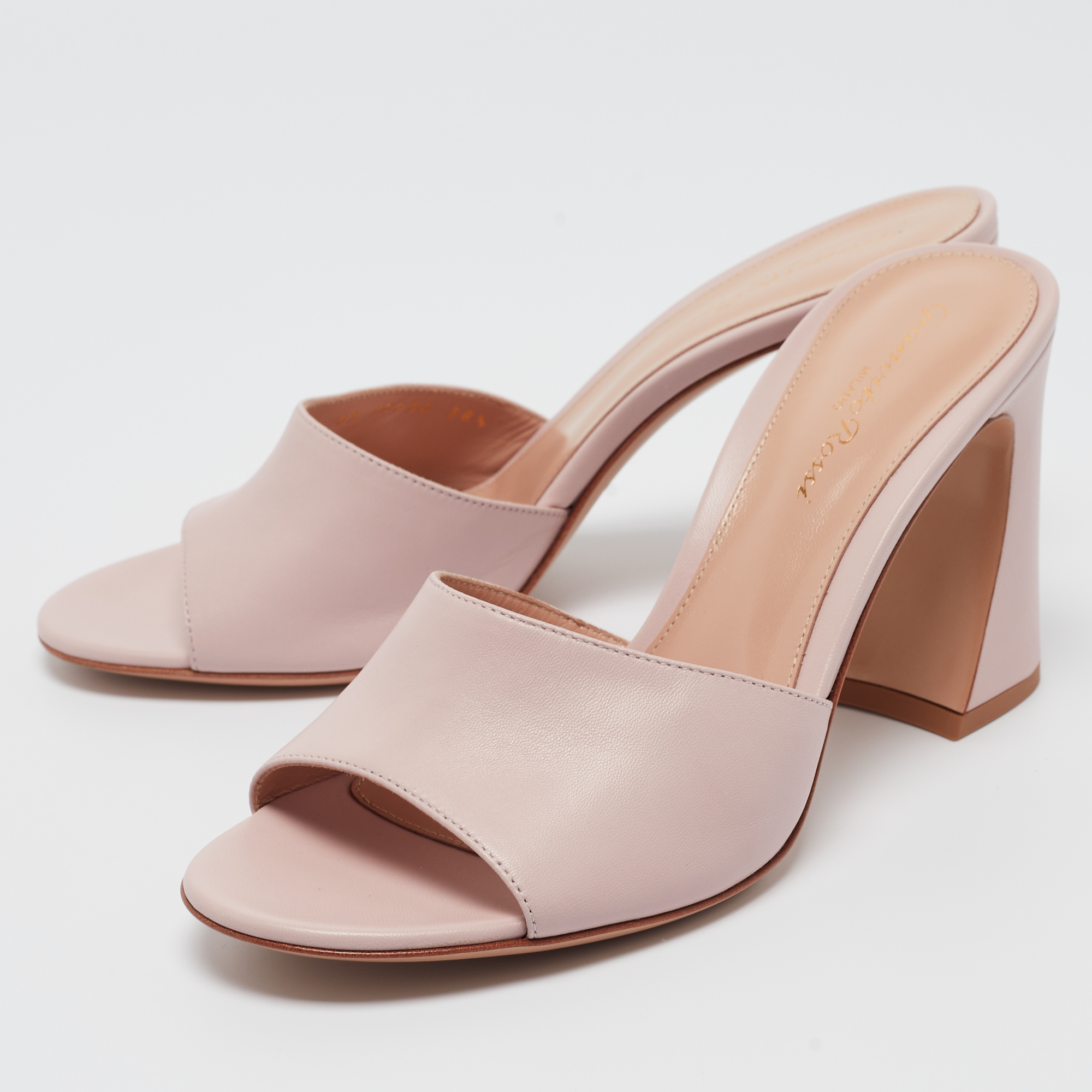 

Gianvito Rossi Pink Leather Wynn Mules Size
