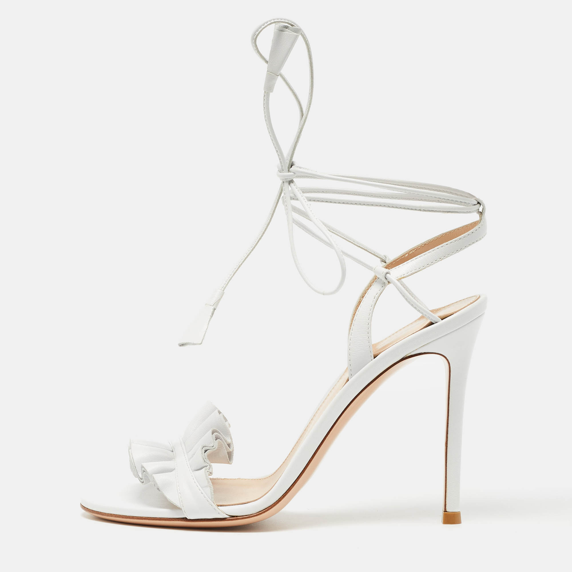 

Gianvito Rossi White Ruffled Leather Ankle Wrap Sandals Size