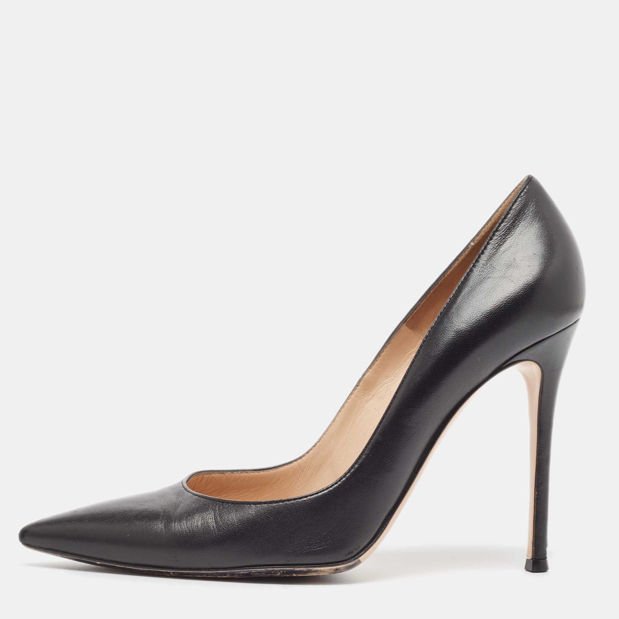 

Gianvito Rossi Black Leather Pointed Toe Pumps Size