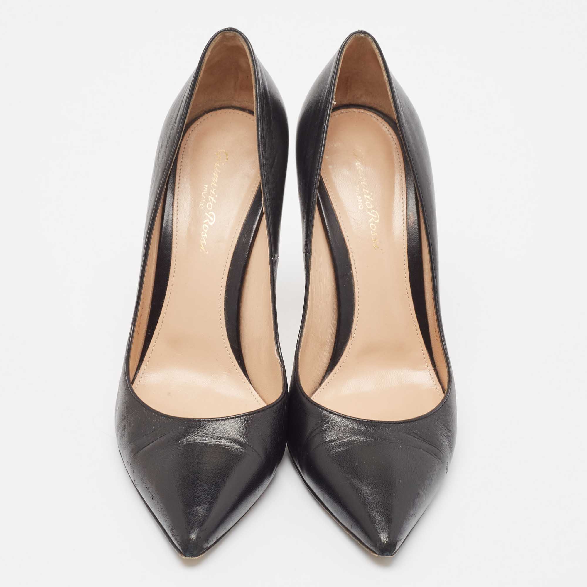 Gianvito Rossi Black Leather Pointed Toe Pumps Size 40 