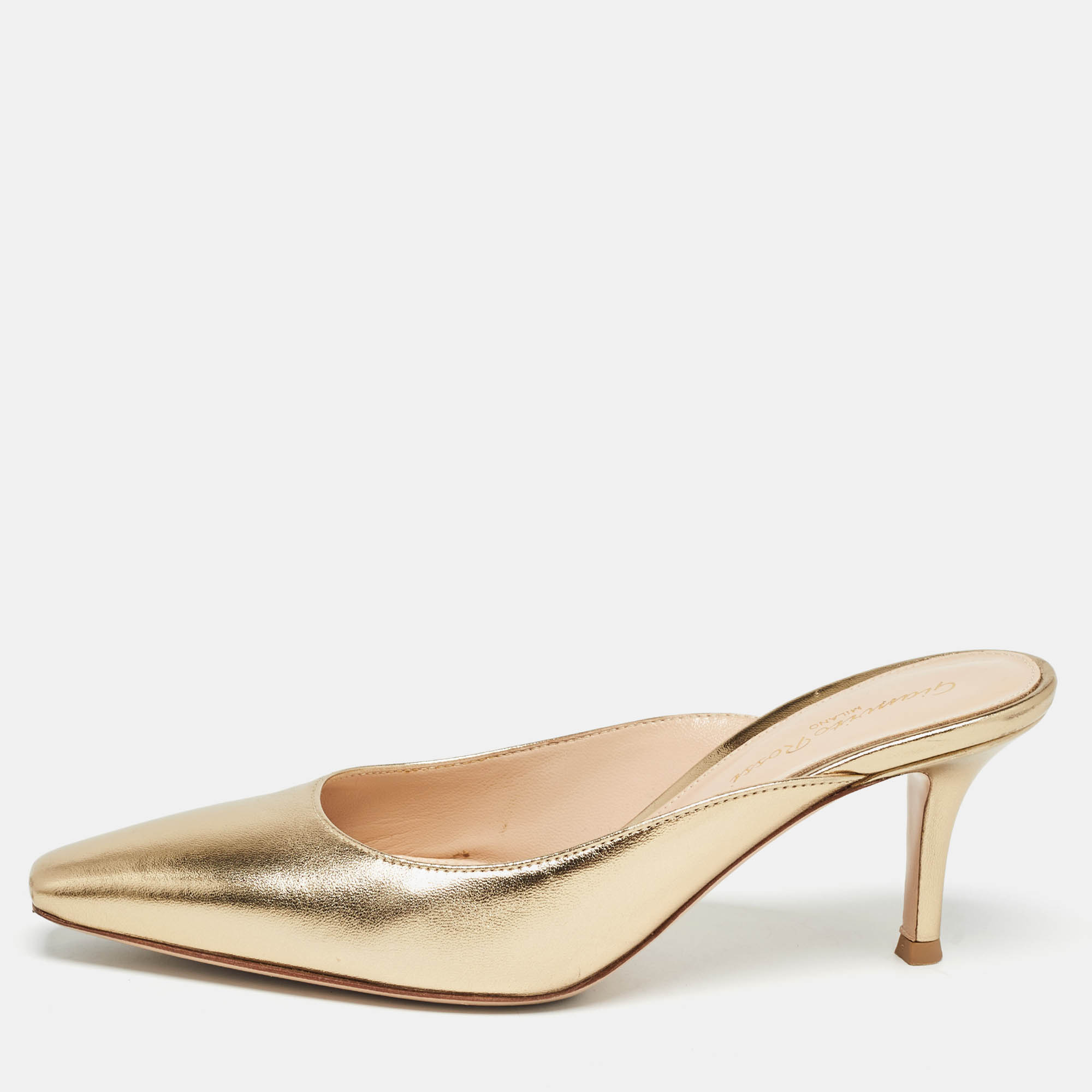 

Gianvito Rossi Gold Leather Lindsay Mules Size