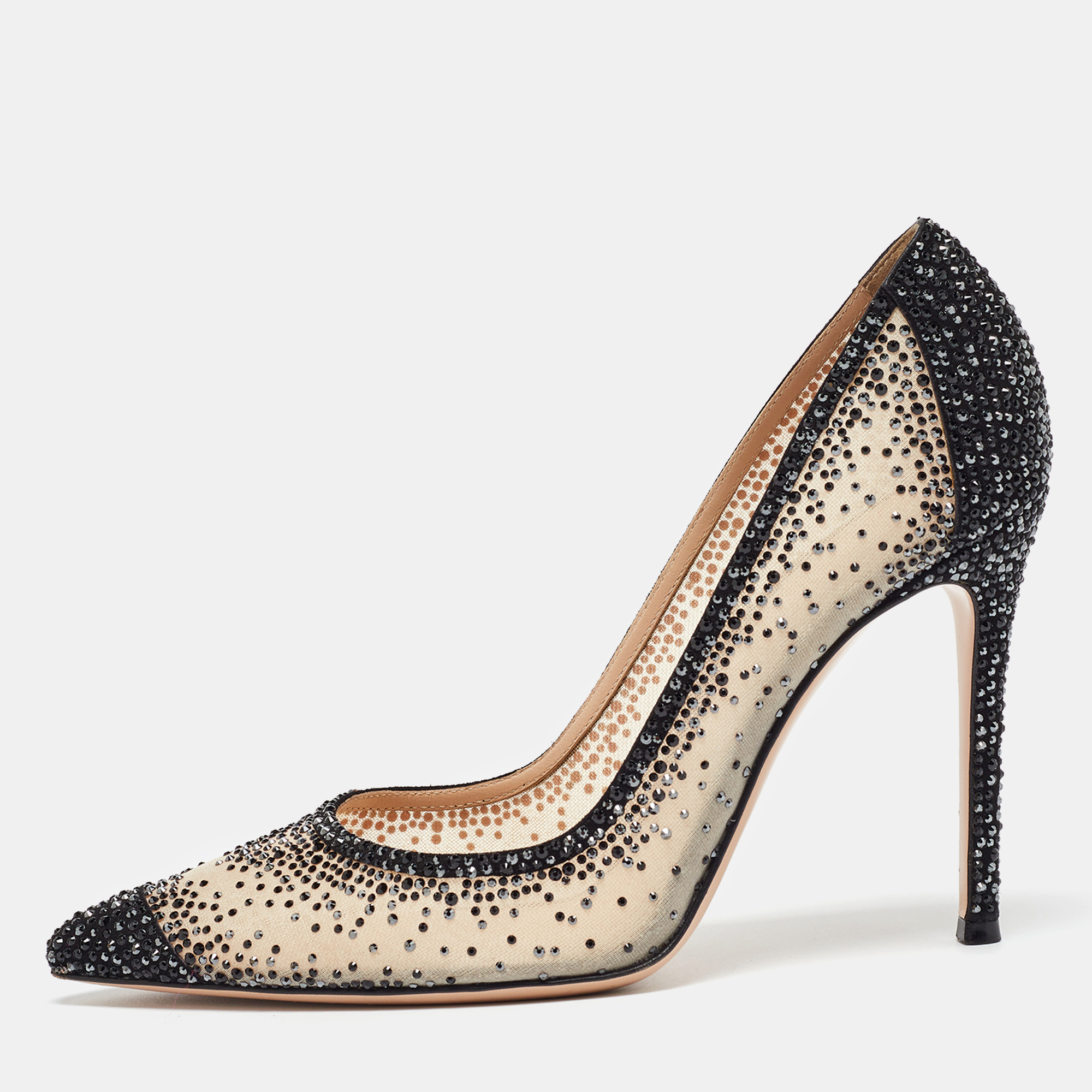 

Gianvito Rossi Beige/Black Mesh Embellished Pumps Size