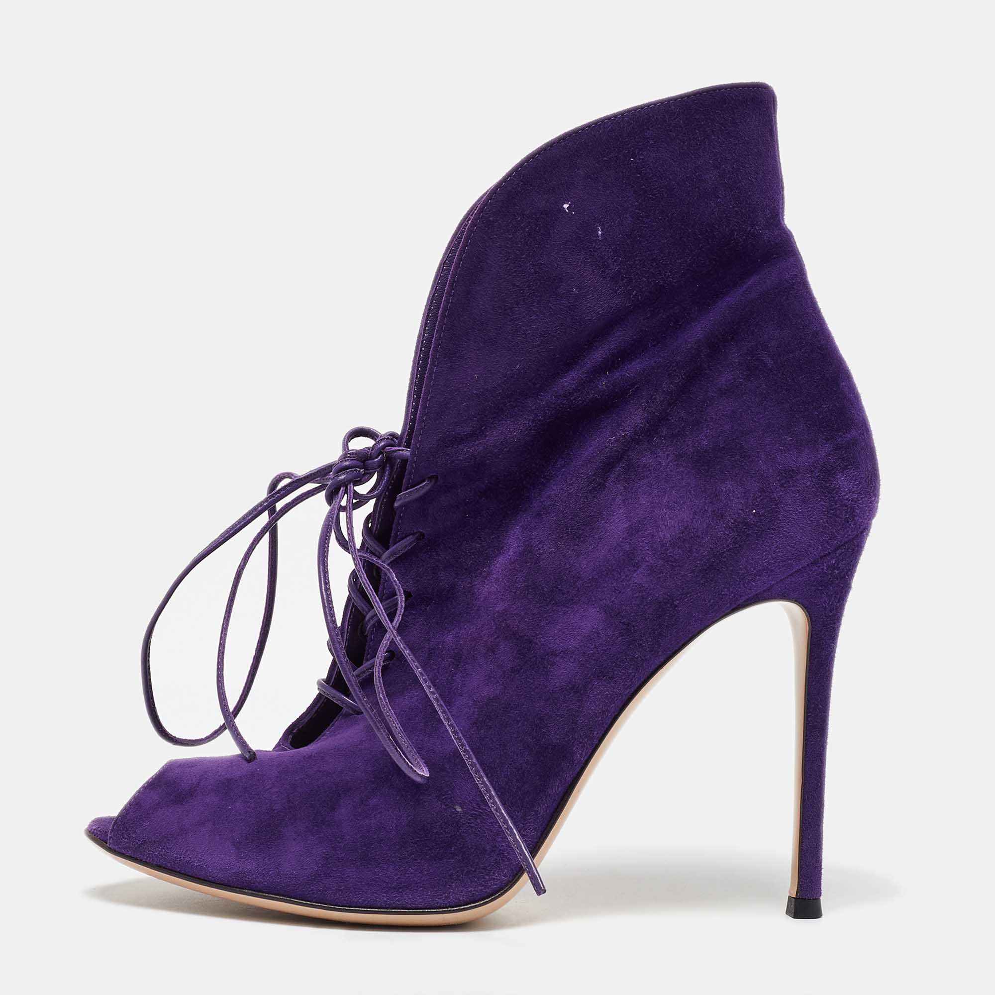 

Gianvito Rossi Purple Suede Jane Ankle Booties Size