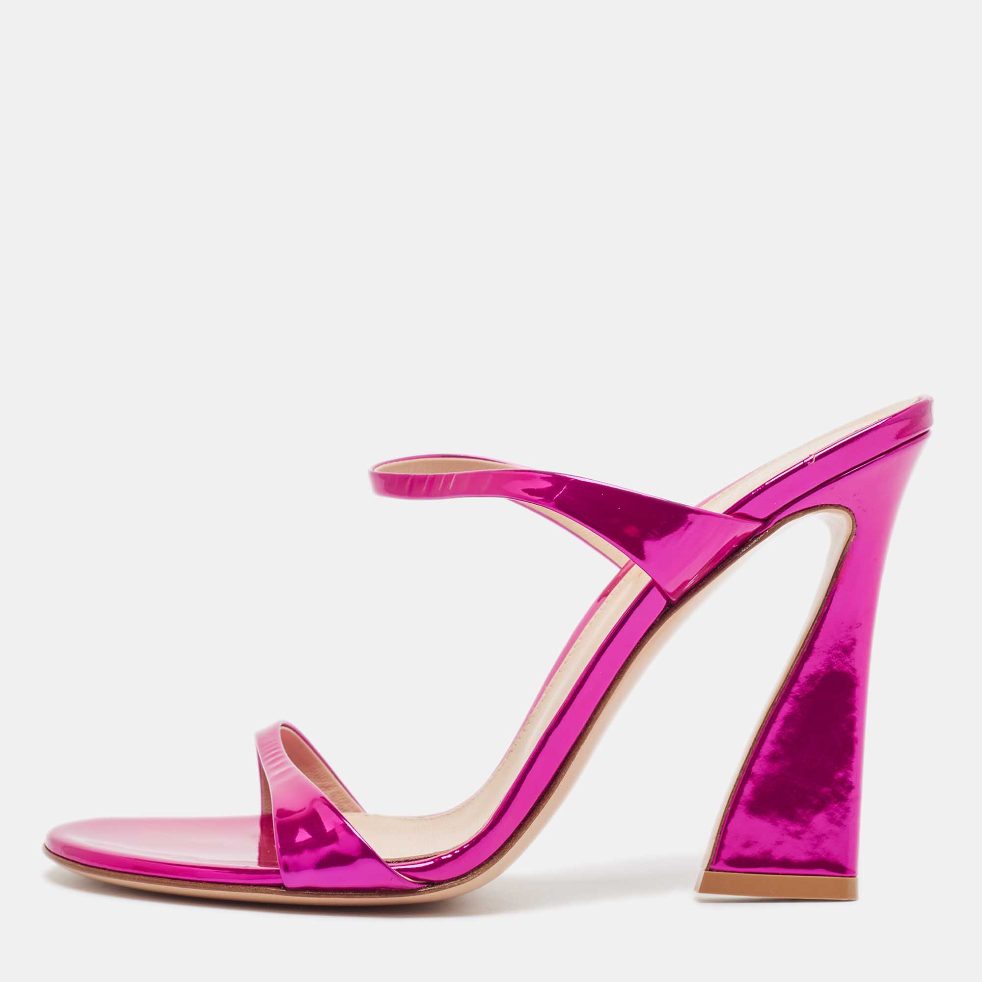 

Gianvito Rossi Metallic Pink Leather Aura Sandals Size