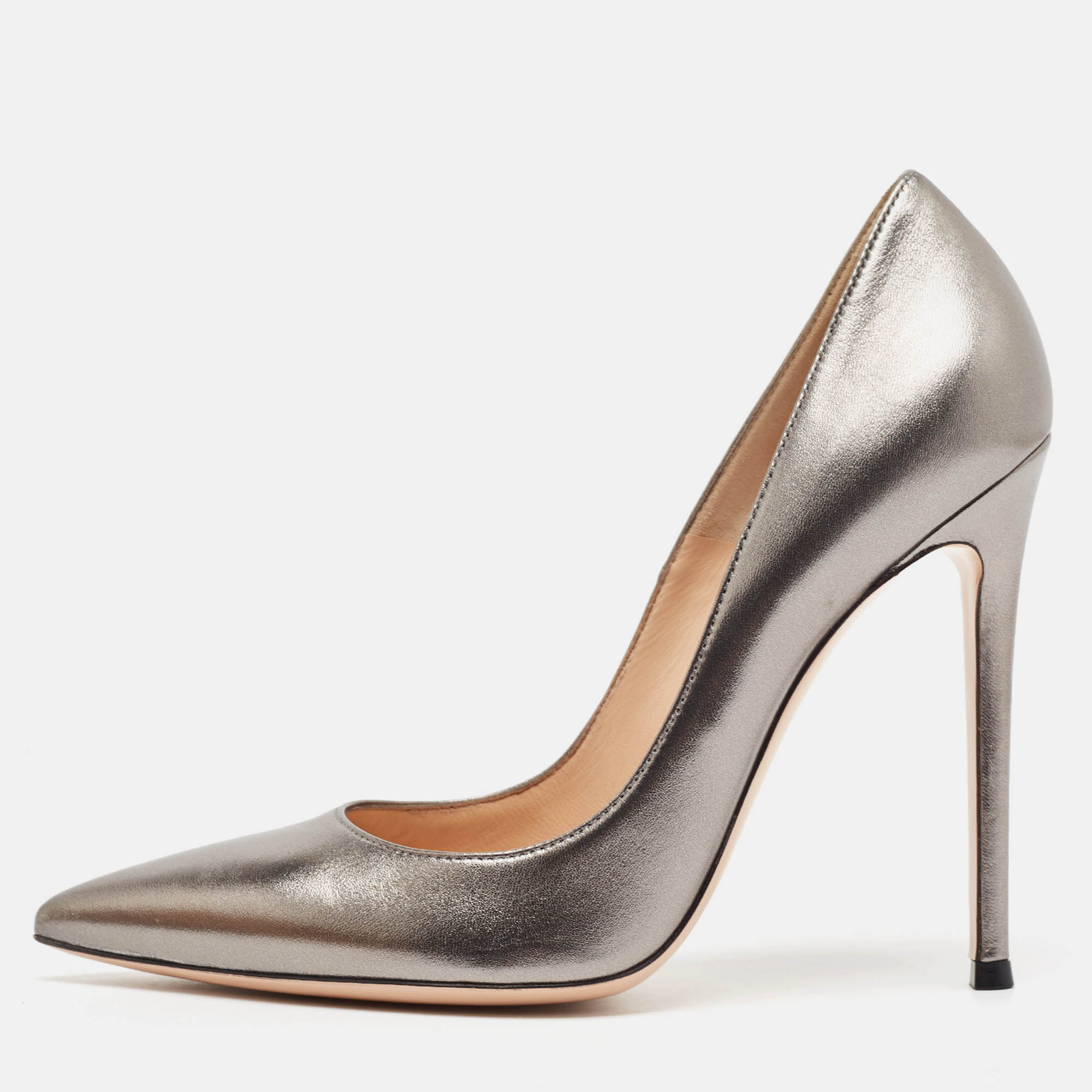 

Gianvito Rossi Metallic Grey Leather Pointed Toe Pumps Size