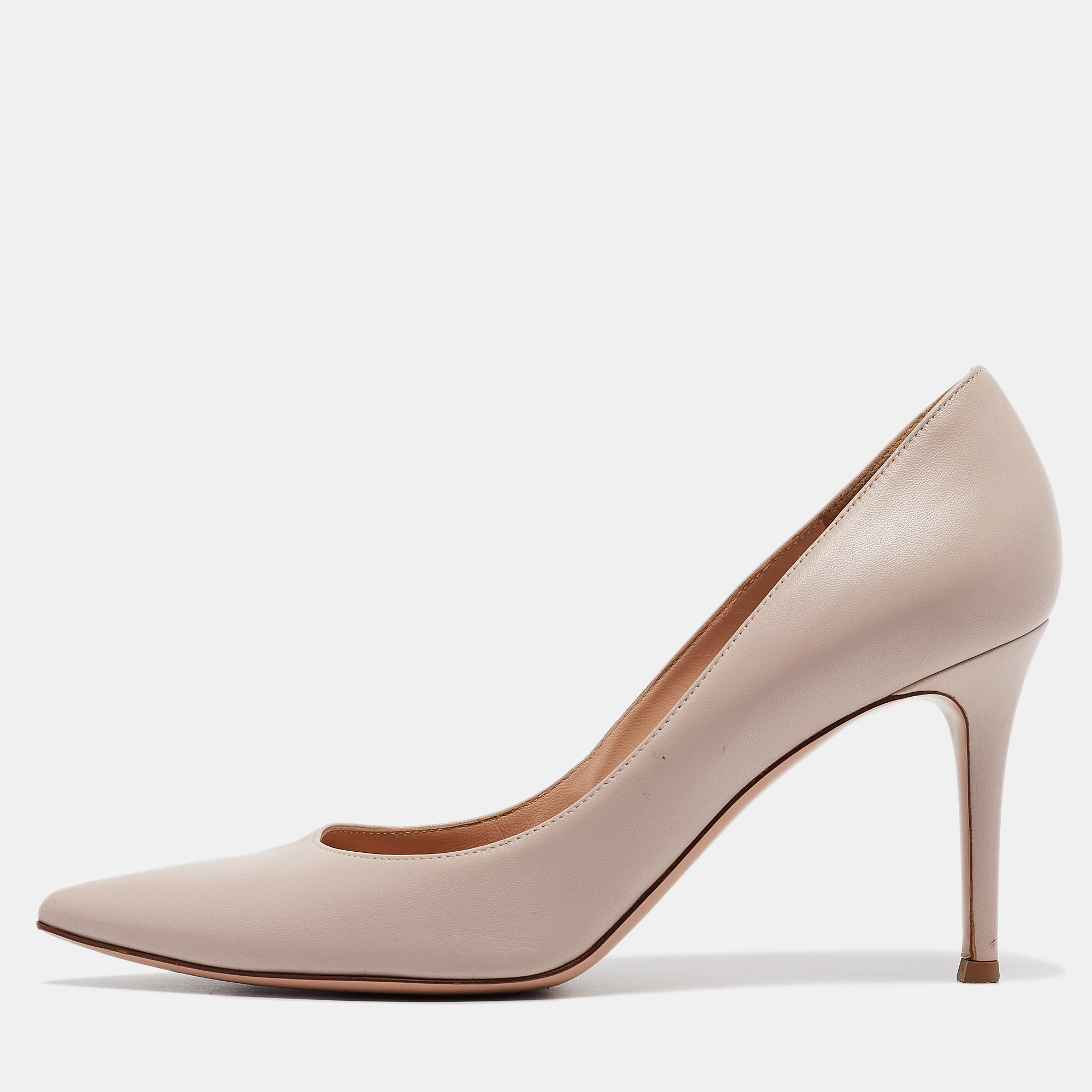 

Gianvito Rossi Beige Leather Gianvito 105 Pumps Size