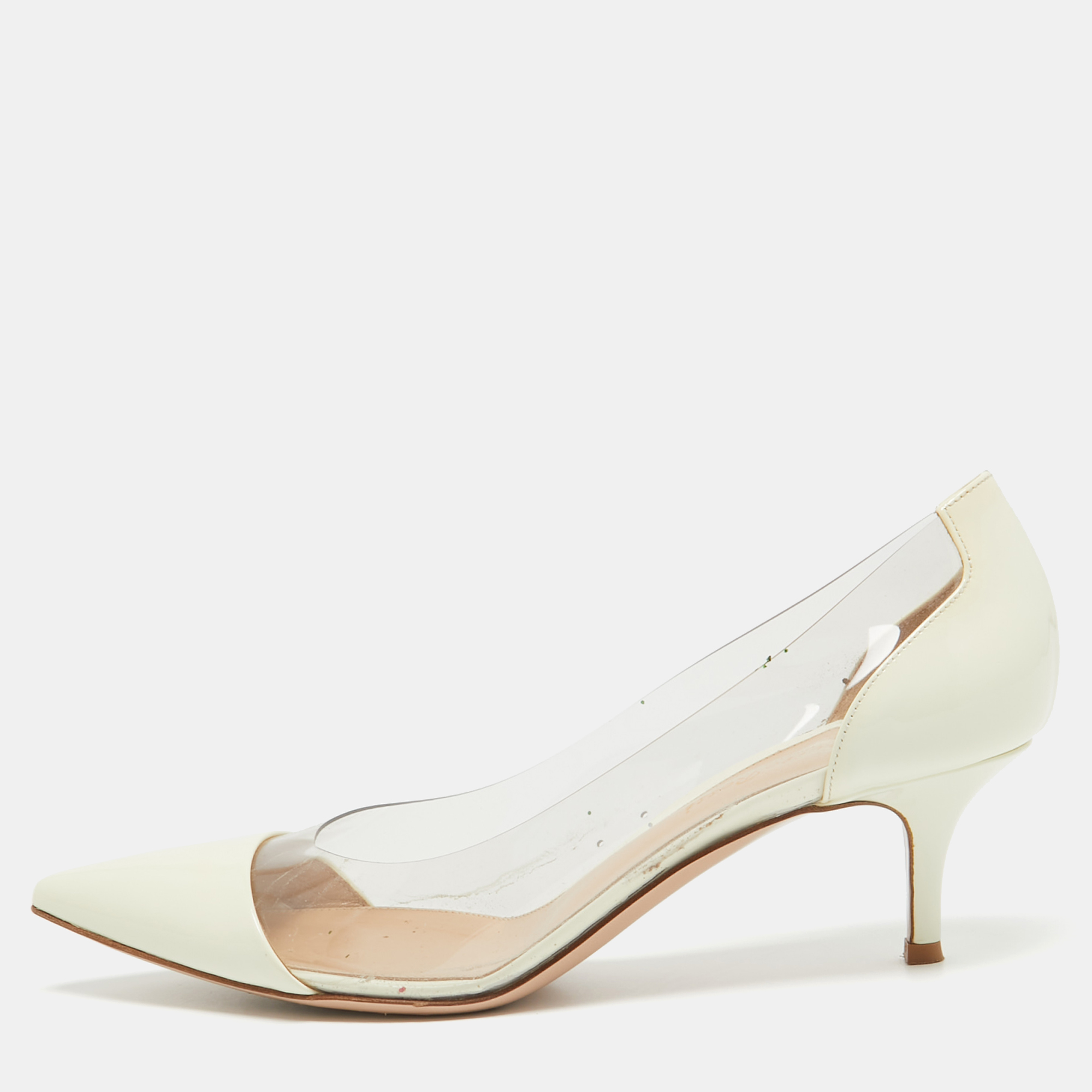 

Gianvito Rossi Off White Patent Leather and PVC Plexi Pumps Size