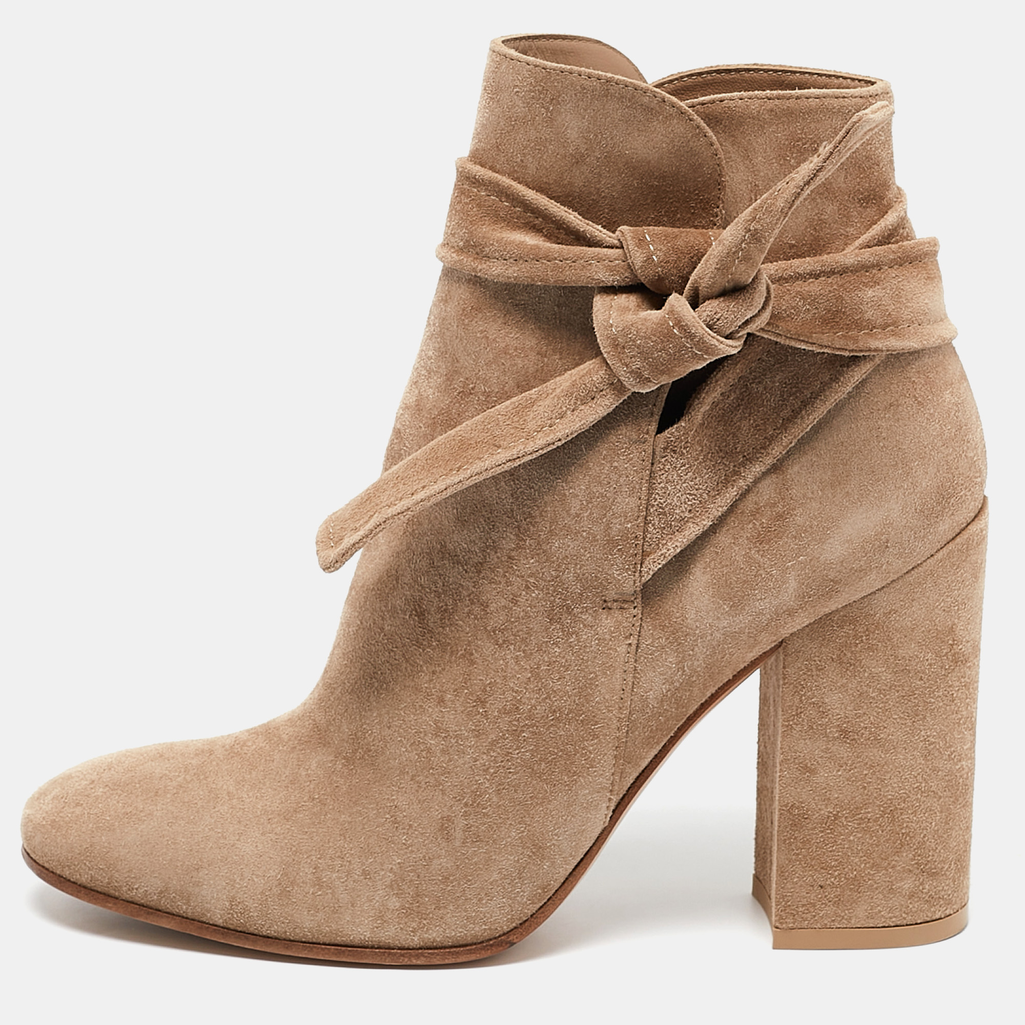 

Gianvito Rossi Beige Suede Ankle Length Boots Size