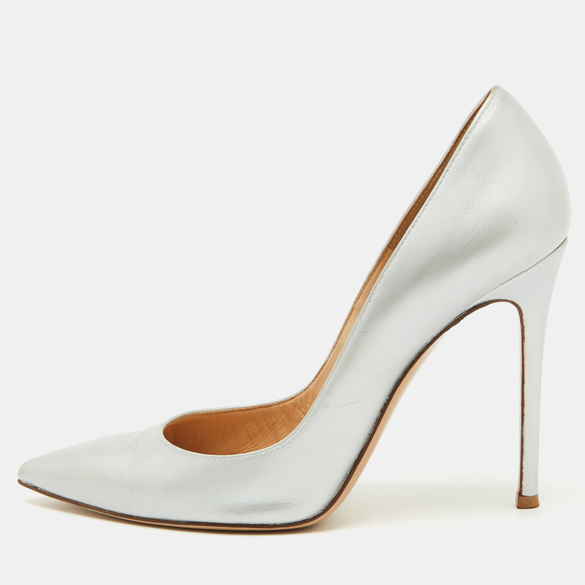 

Gianvito Rossi Silver Leather Pointed Toe Pumps Size