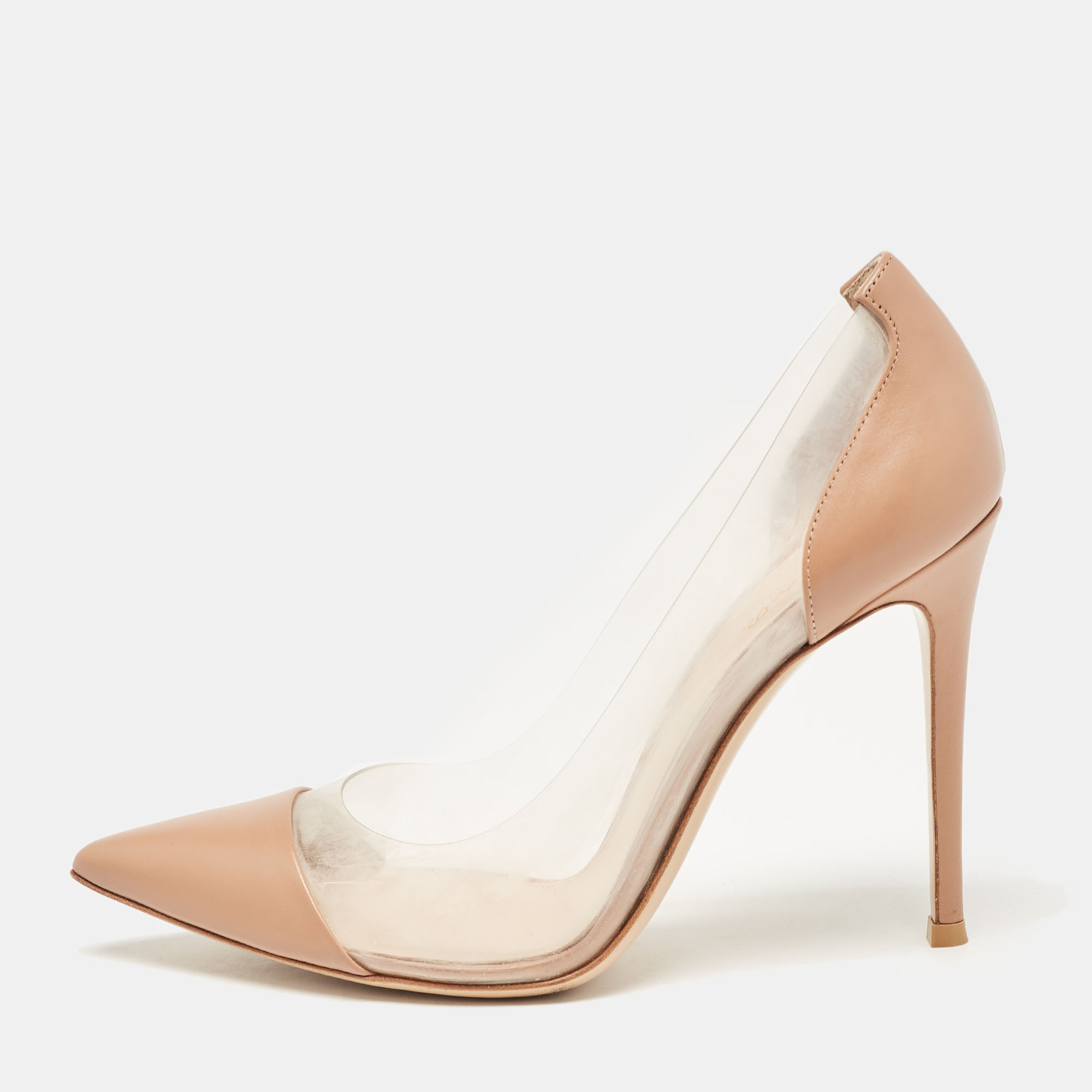 

Gianvito Rossi Beige Leather and PVC Plexi Pumps Size