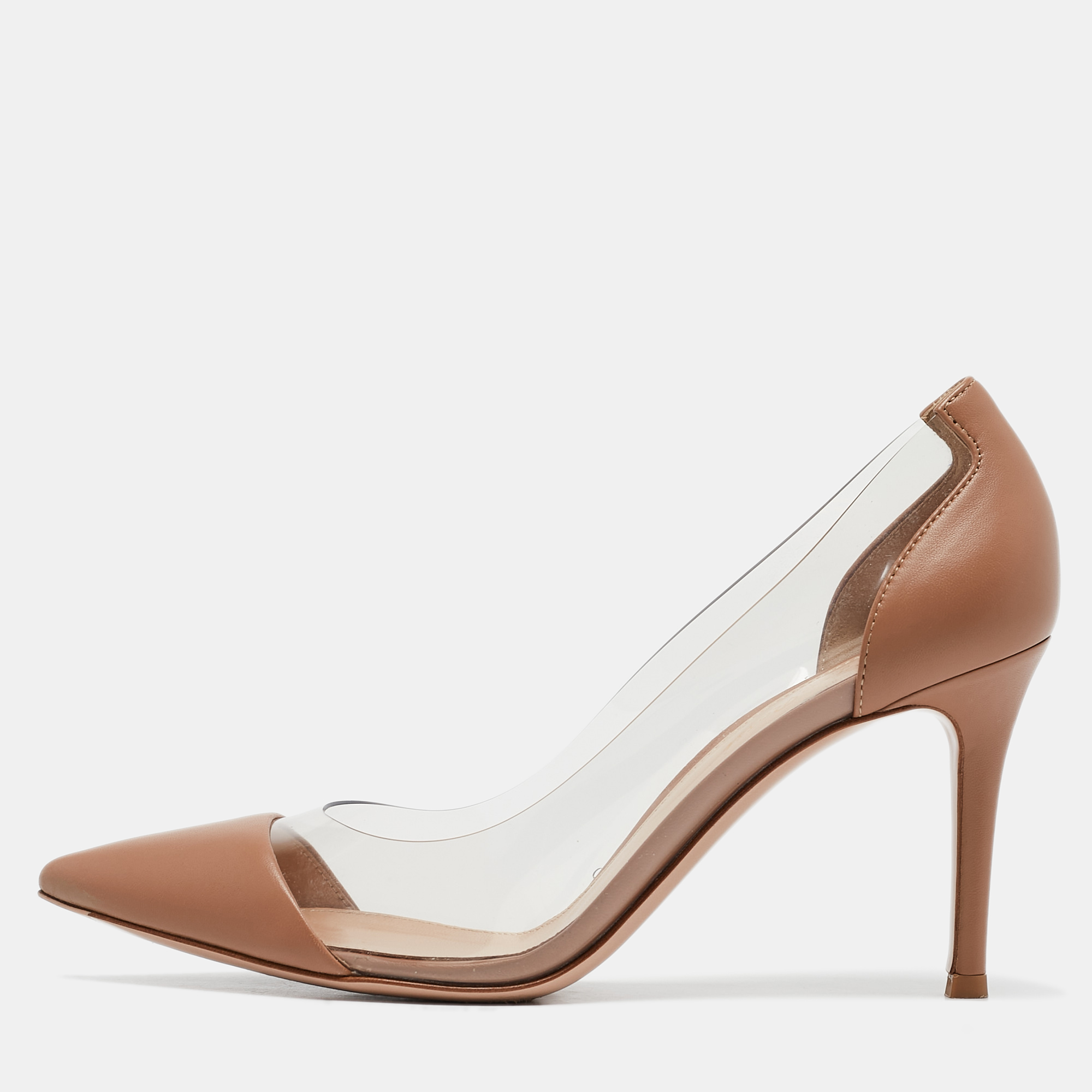 

Gianvito Rossi Beige Leather and PVC Plexi Pumps Size