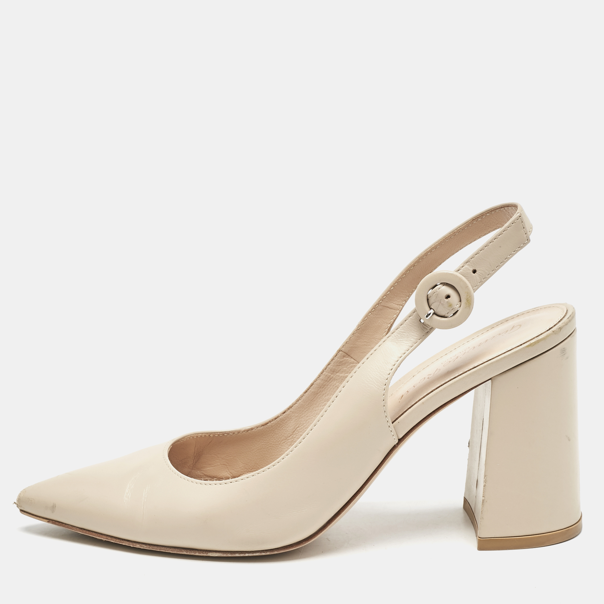 

Gianvito Rossi Beige Leather Agathe Slingback Pumps Size