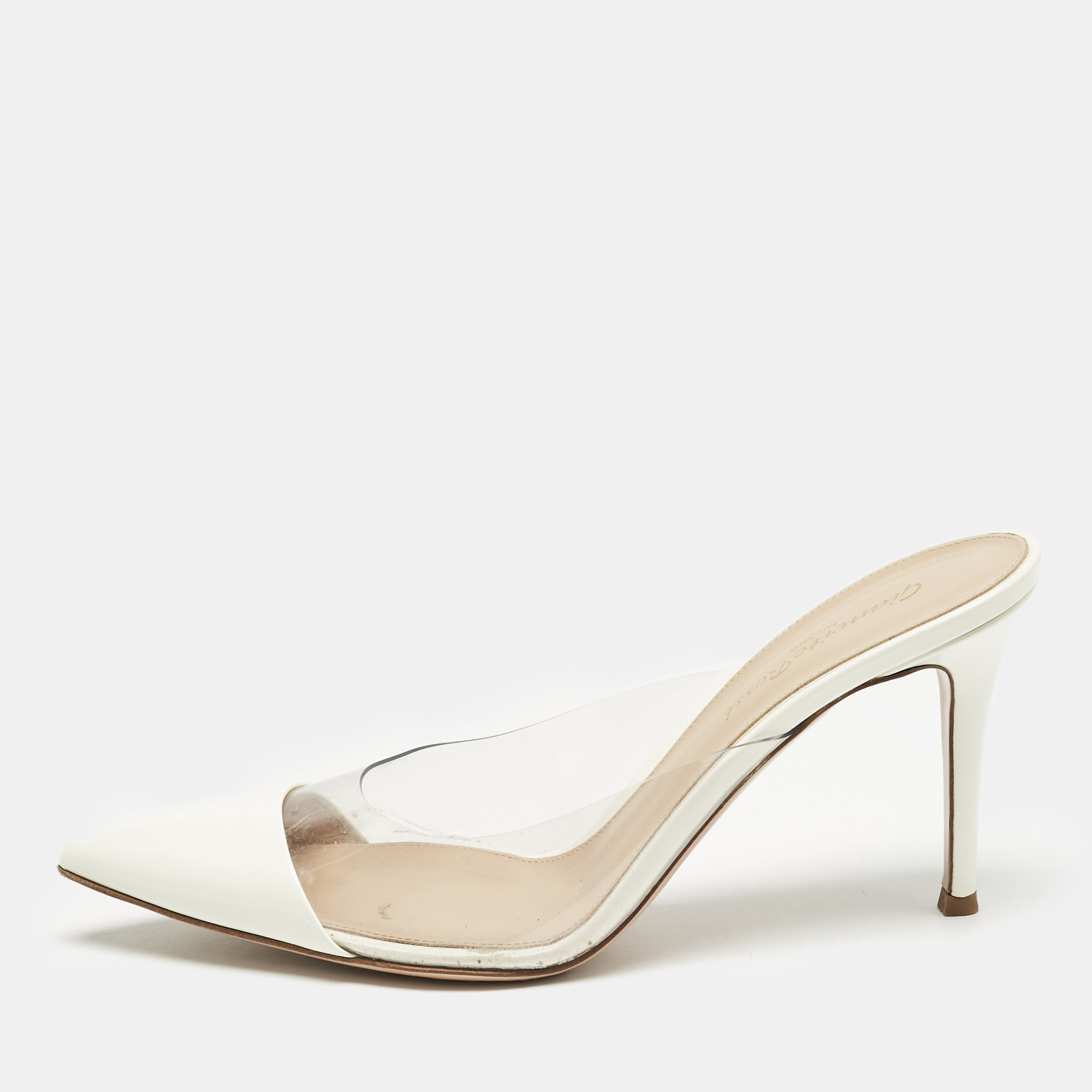 

Gianvito Rossi Cream Patent Leather and PVC Elle Mules Size