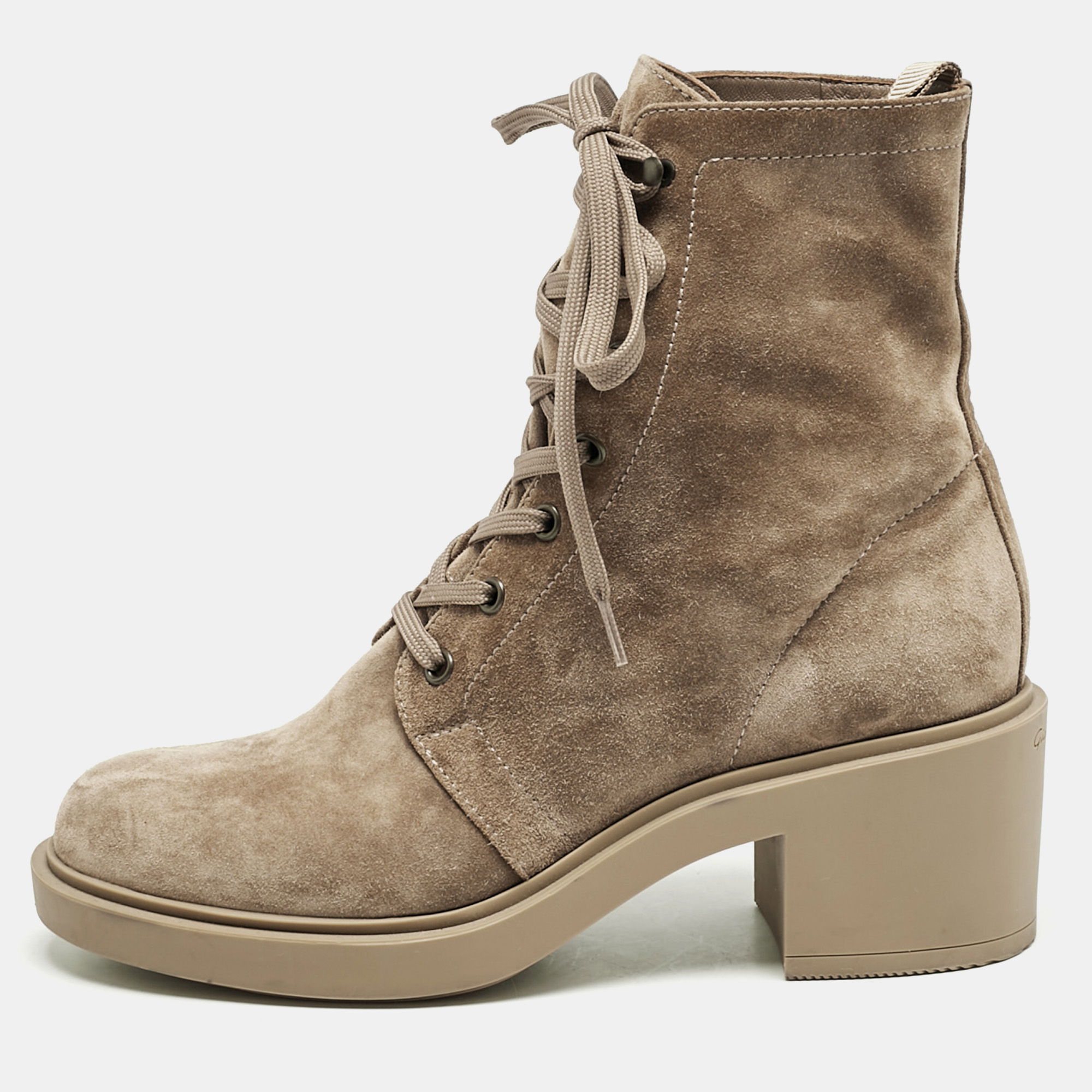 

Gianvito Rossi Beige Suede Foster Ankle Length Boots Size