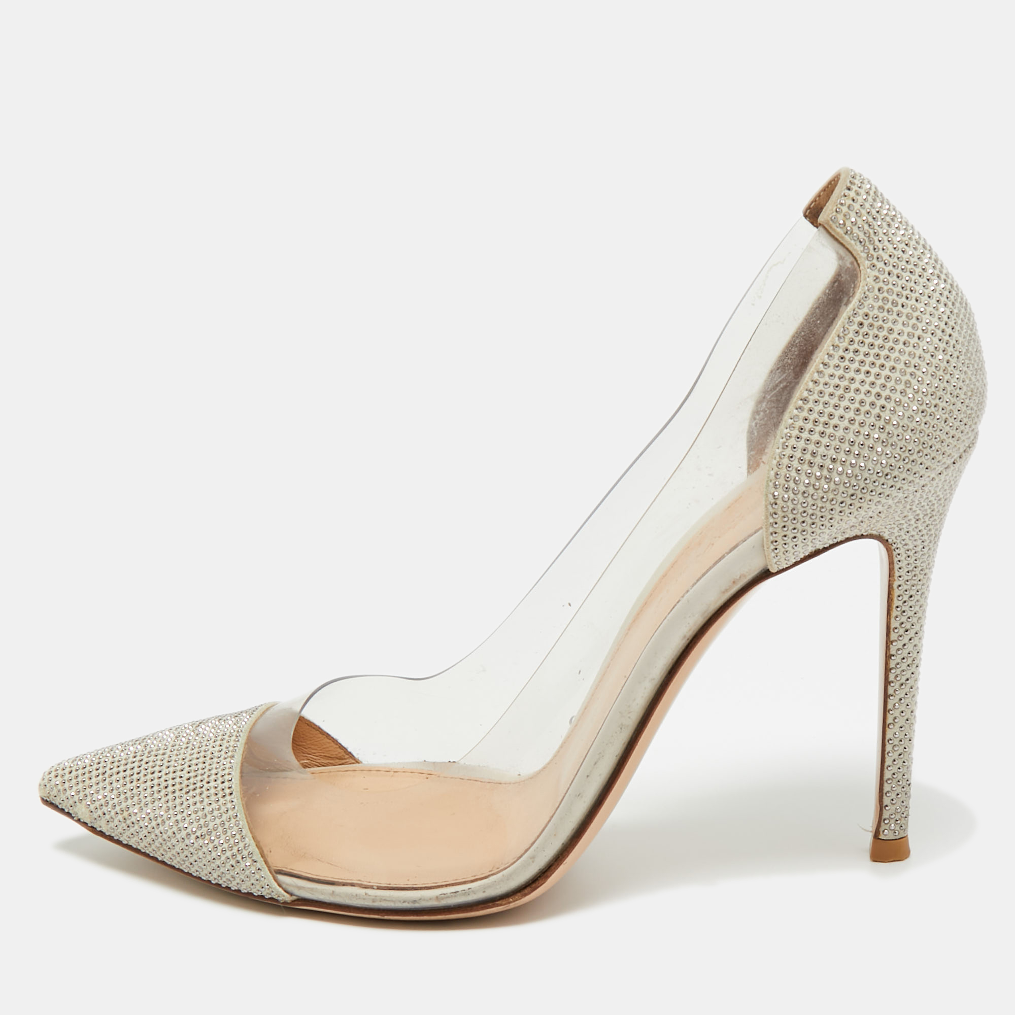 Pre-owned Gianvito Rossi Pvc And Suede Stud Embellished Plexi Pumps Size 38.5 In Transparent