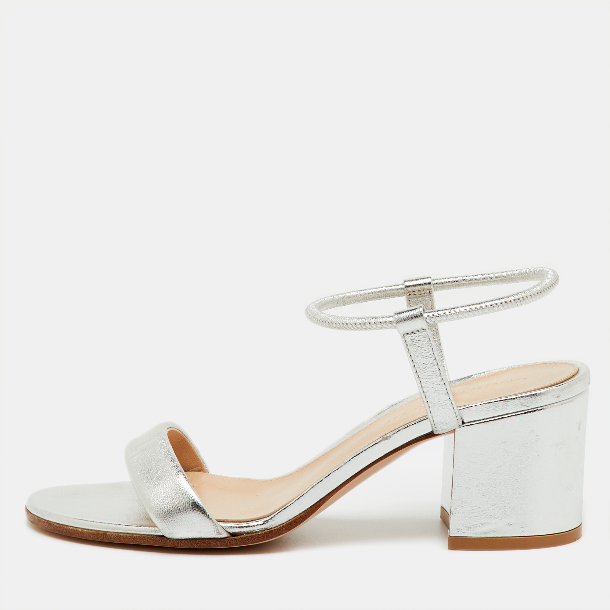 Pre-owned Gianvito Rossi Silver Metallic Leather Nikki Ankle Strap Sandals Size 36
