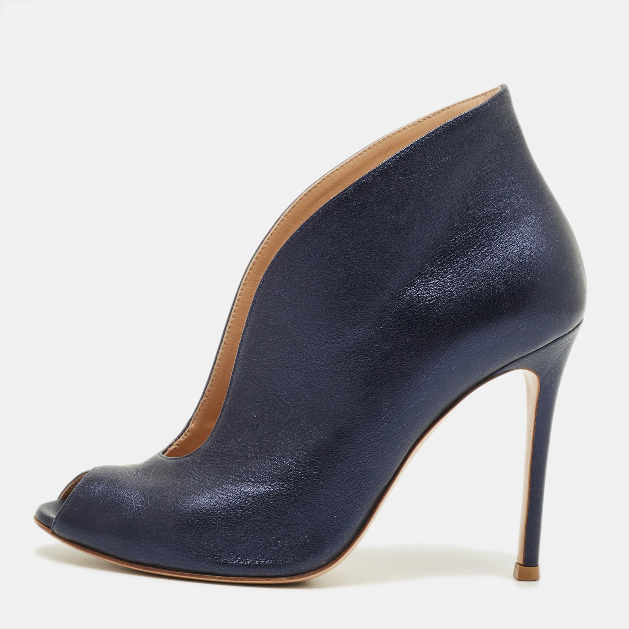 Pre-owned Gianvito Rossi High Vamp Size 35.5 Navy Blue Leather Peep Toe Pumps