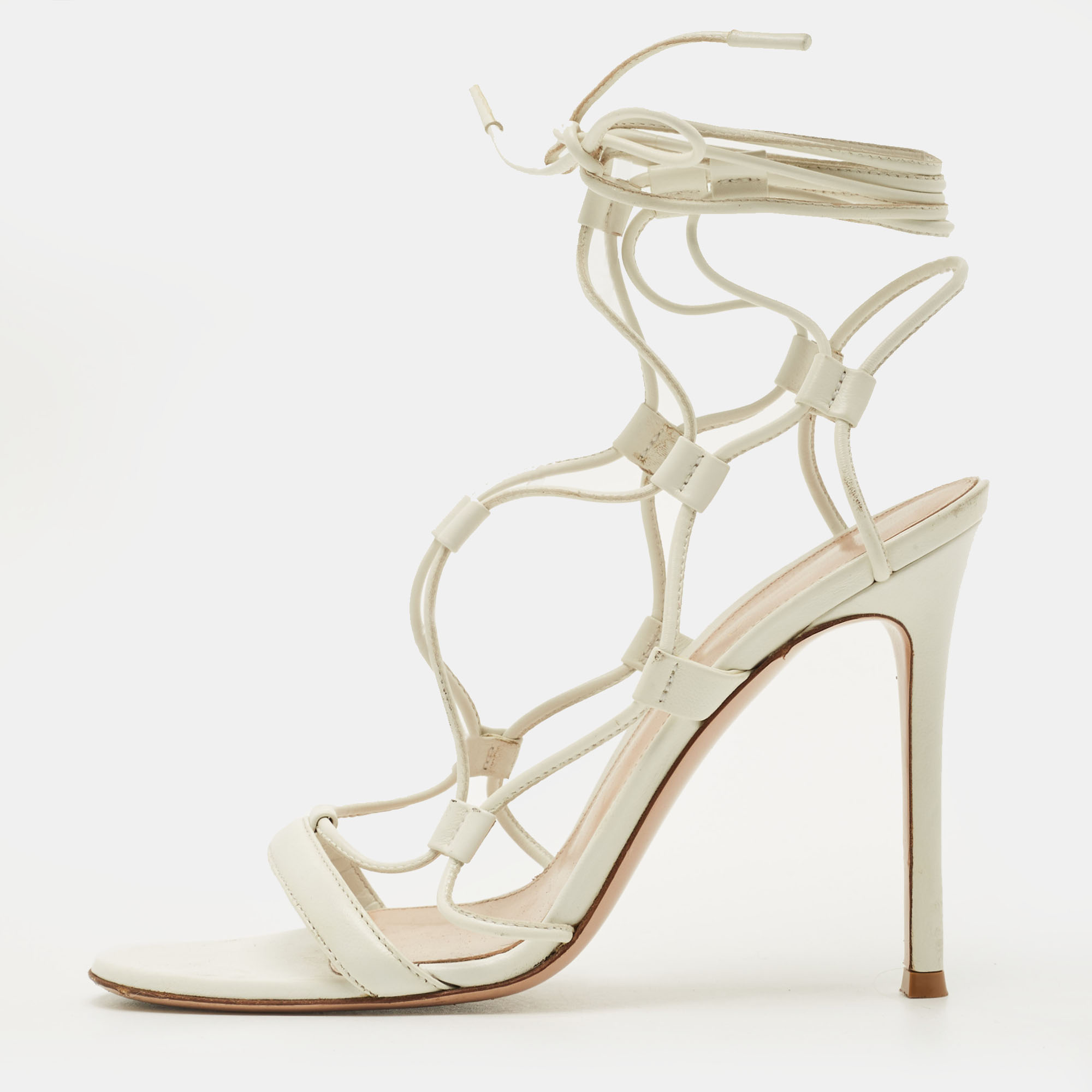 Pre-owned Gianvito Rossi Sylvie Size 38 White Leather Ankle Strap Sandals