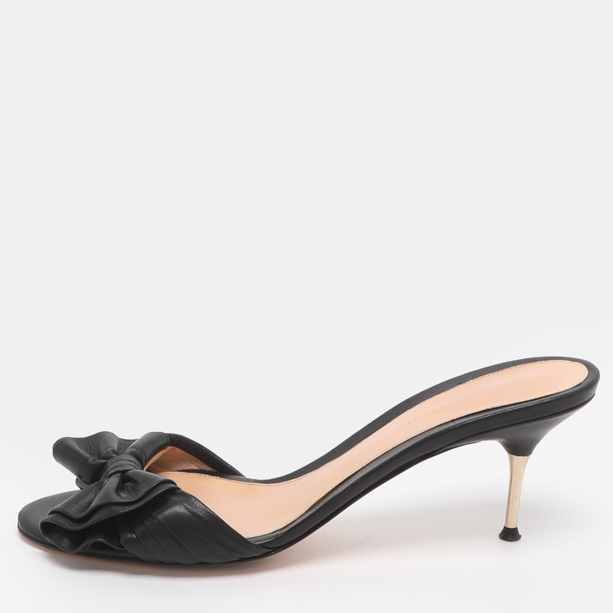 

Gianvito Rossi Size  Black Leather Bow Slide Sandals