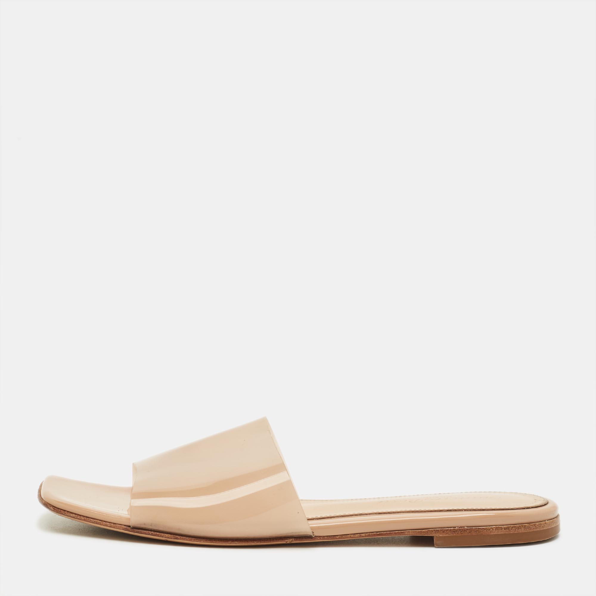 

Gianvito Rossi Size  Beige PVC Flat Sandals