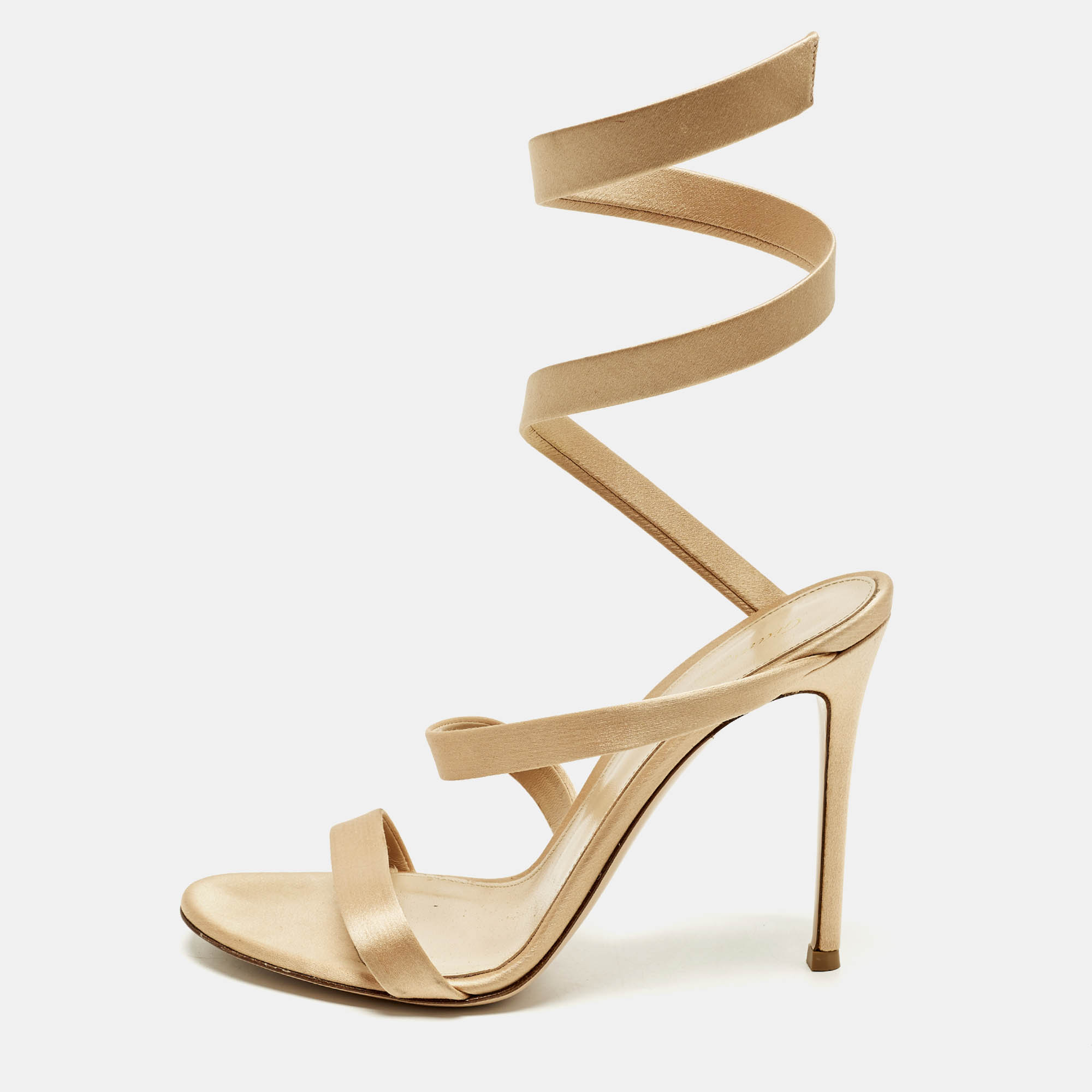

Gianvito Rossi Opera Size  Beige Satin Ankle Strap Sandals