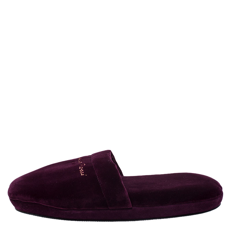 

Gianvito Rossi Burgundy Velvet Bellagio Slides Slippers