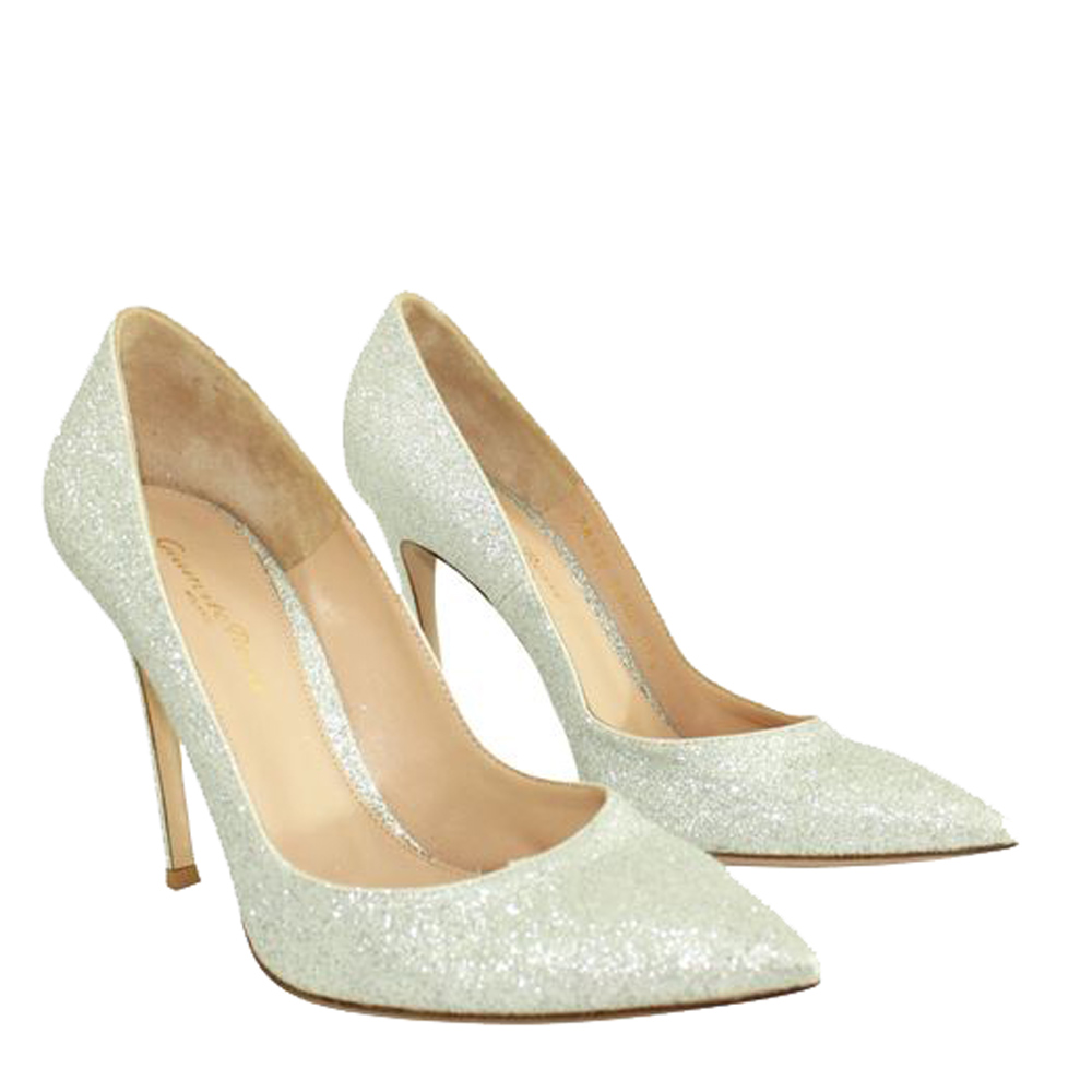 

Gianvito Rossi Silver Glitter Pumps