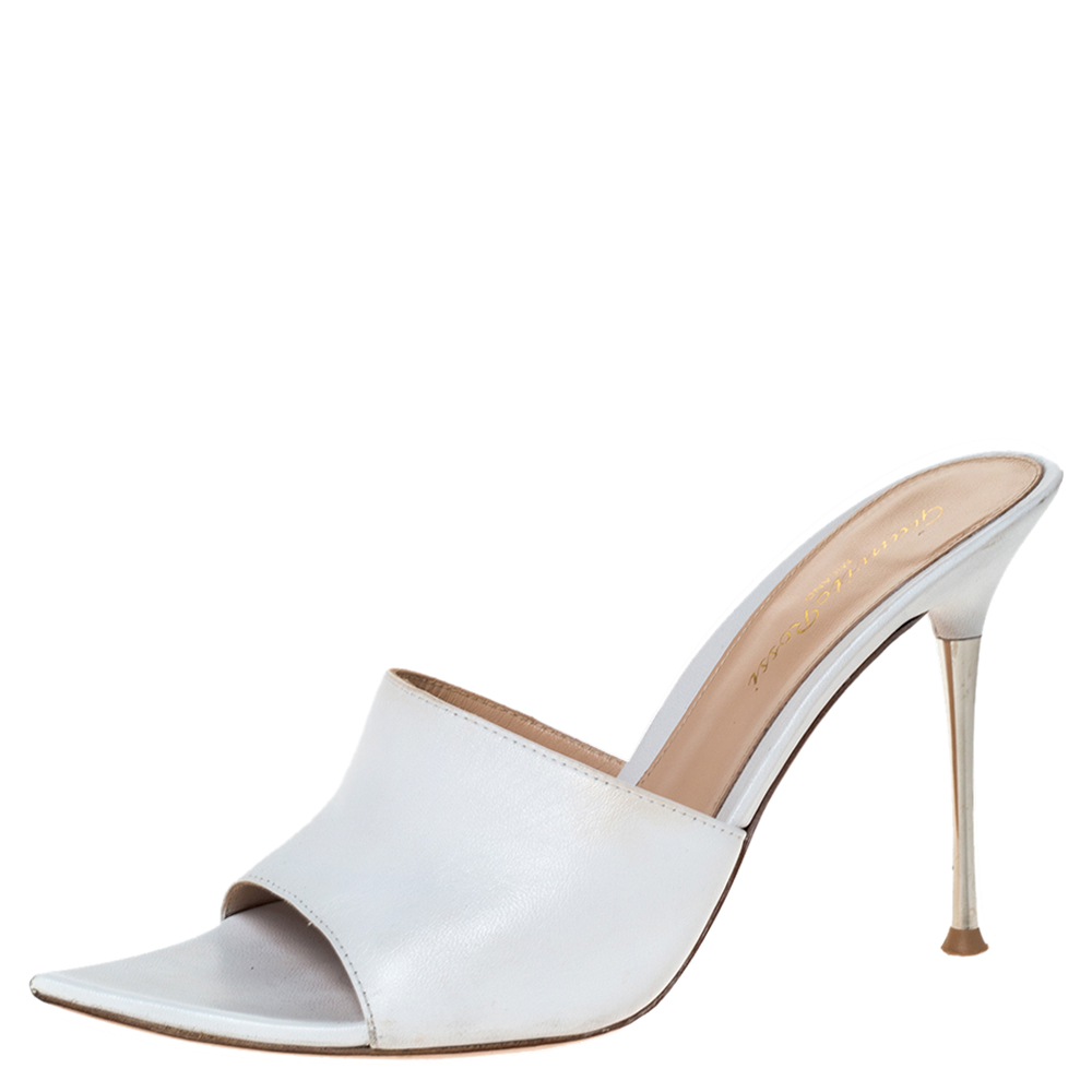 Pre-Owned Gianvito Rossi White Leather 
